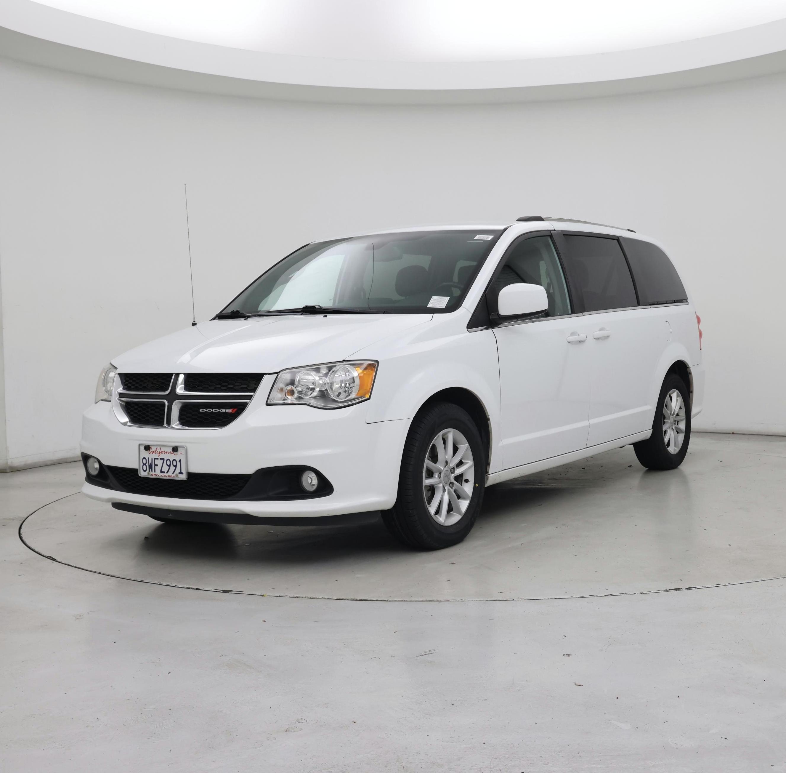 Thumbnail: 2019 Dodge Grand Caravan - 4