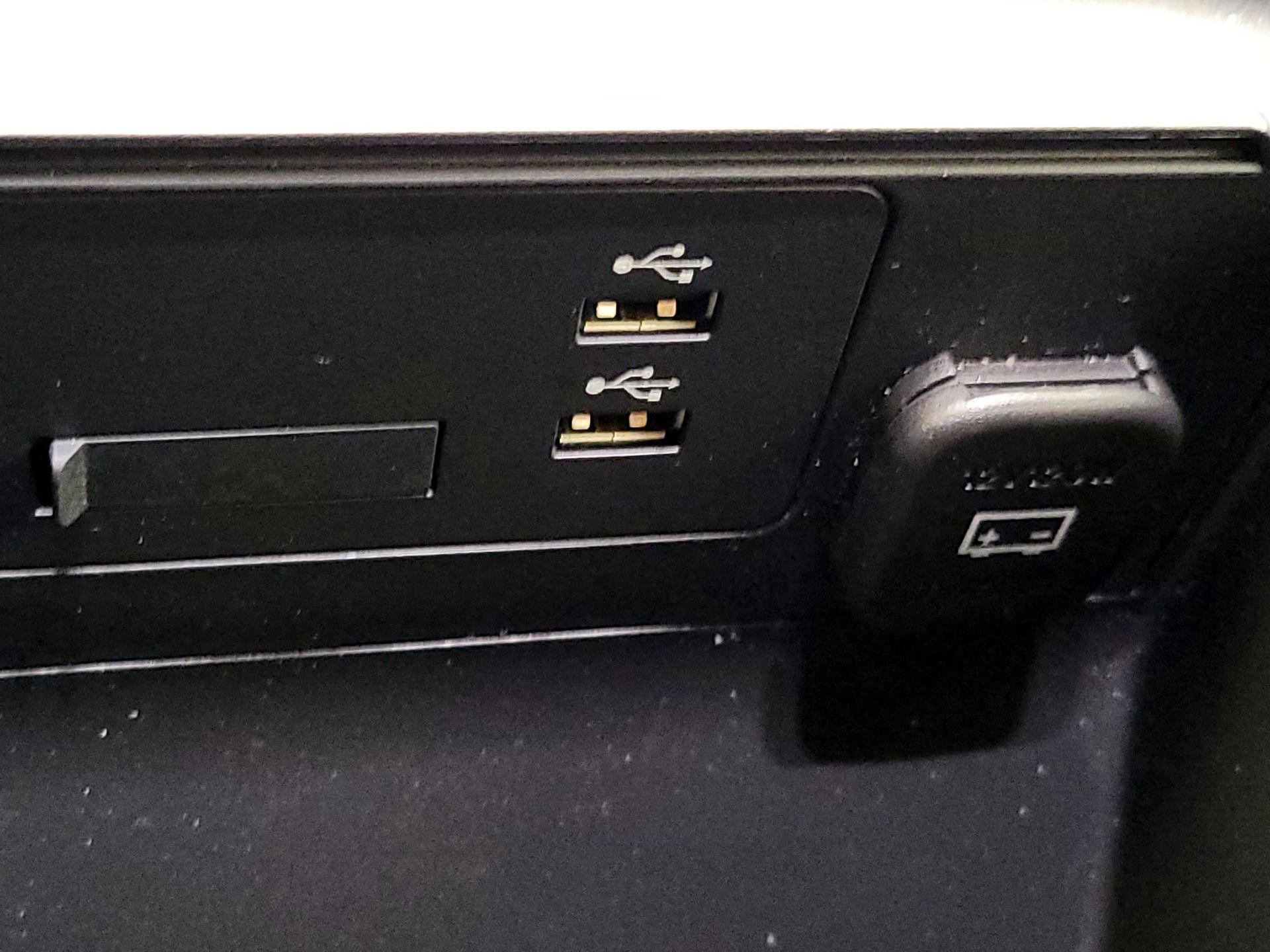 Thumbnail: 2022 Mazda Mazda3 - 18