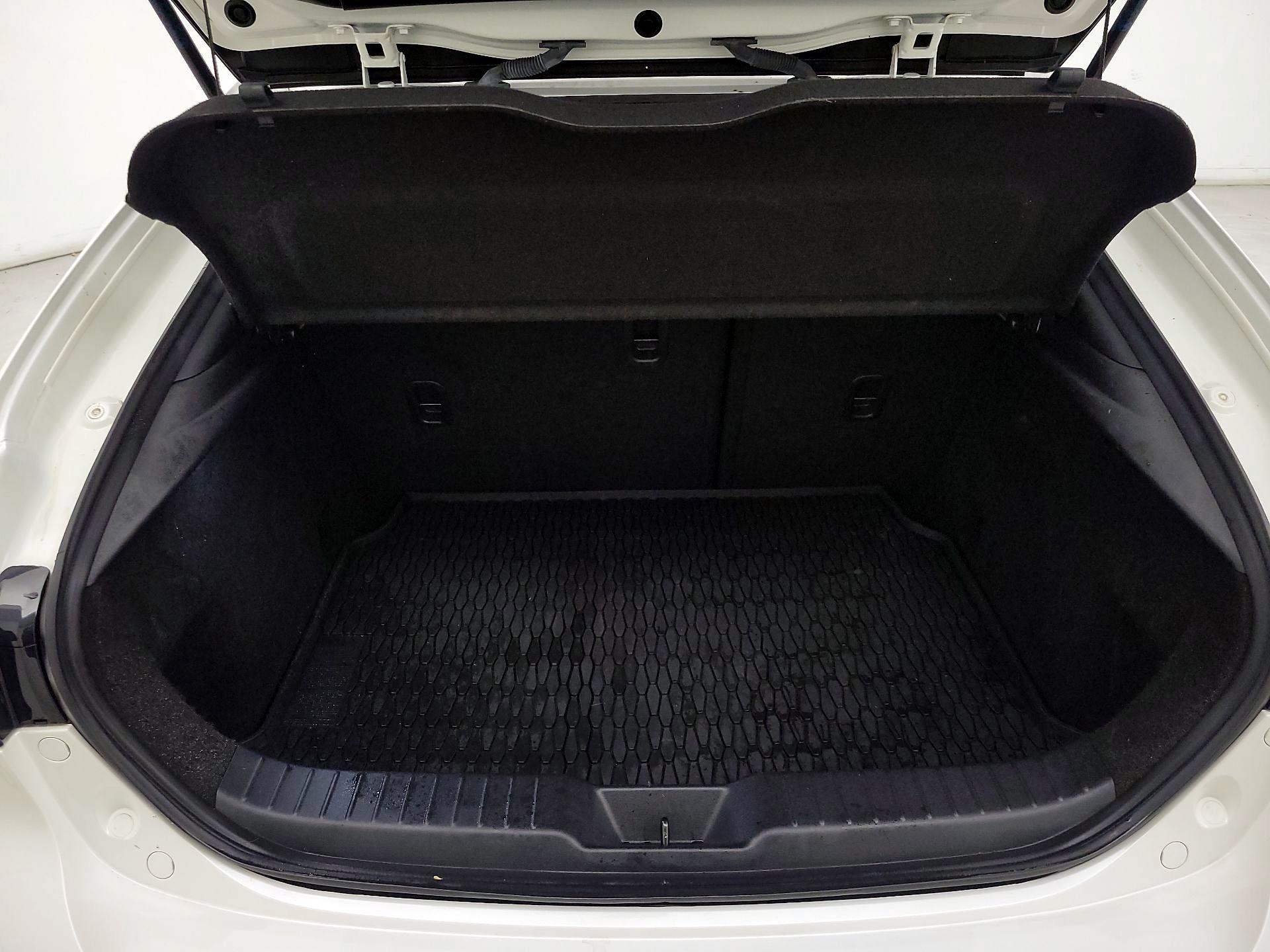 Thumbnail: 2022 Mazda Mazda3 - 20