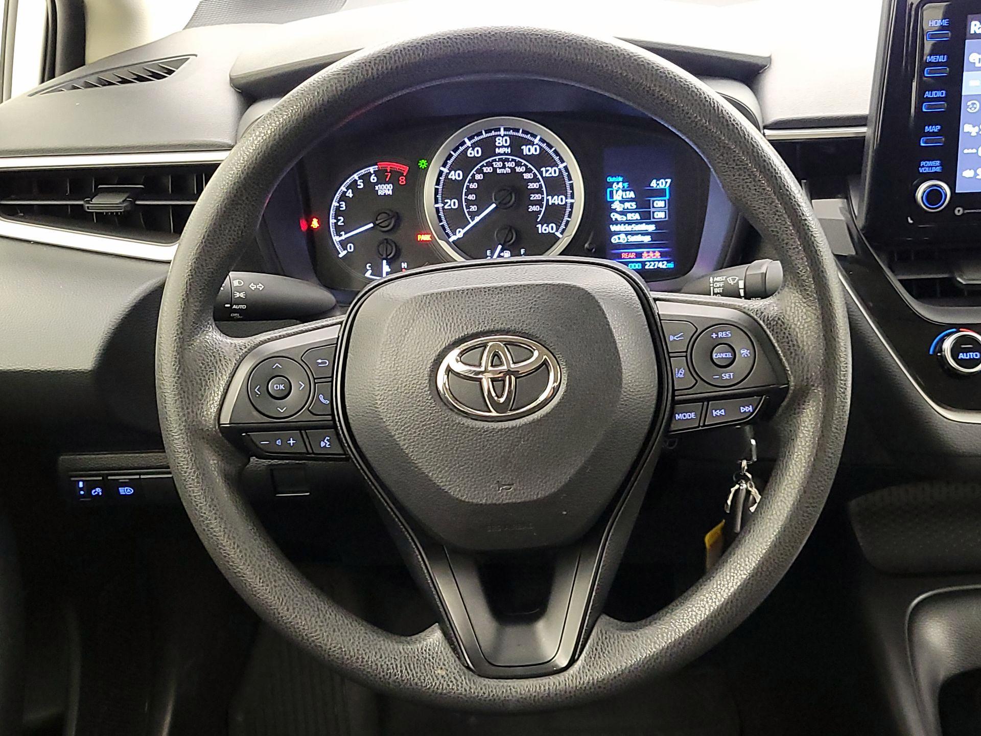 Thumbnail: 2022 Toyota Corolla - 10