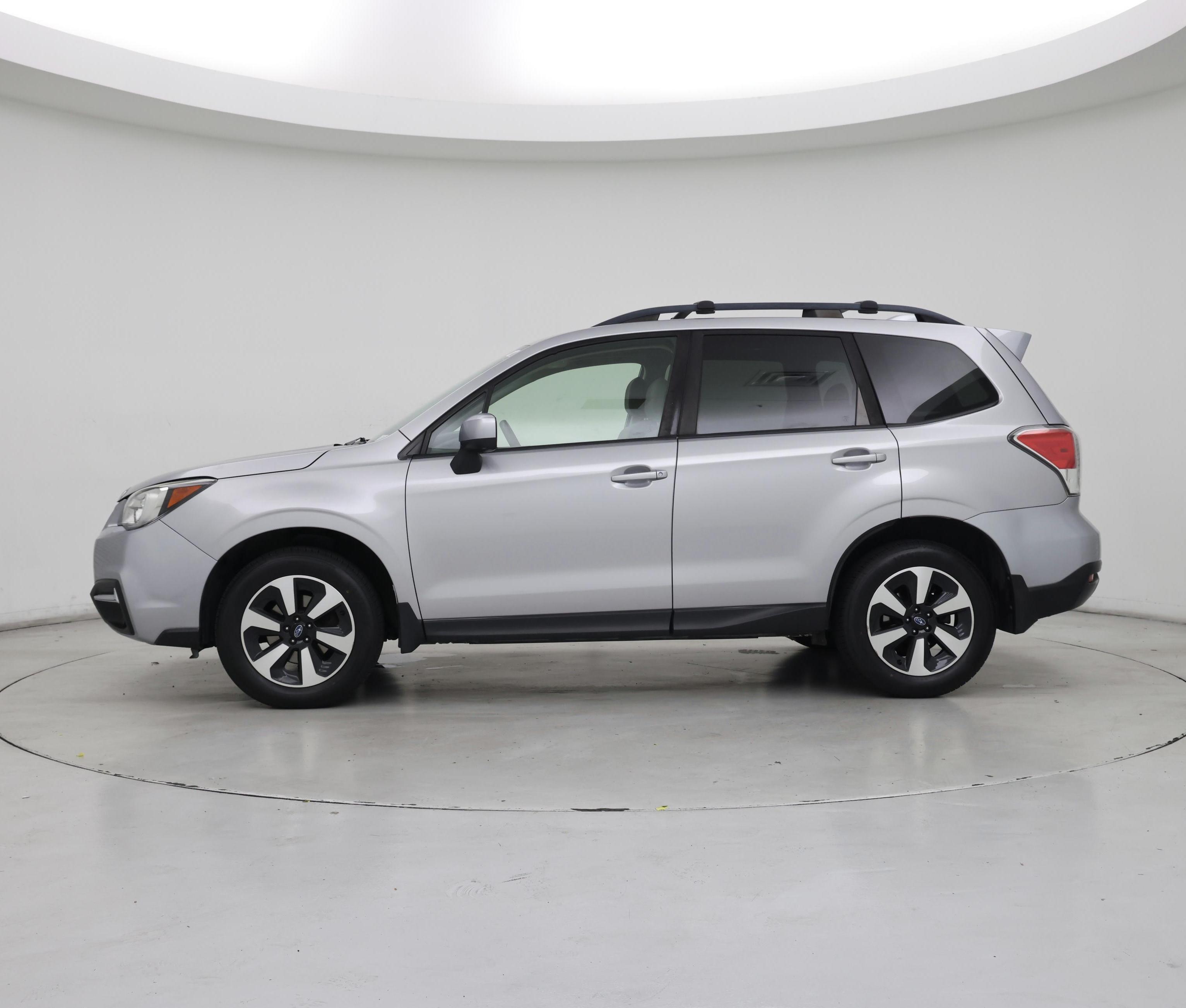 Thumbnail: 2017 Subaru Forester - 3