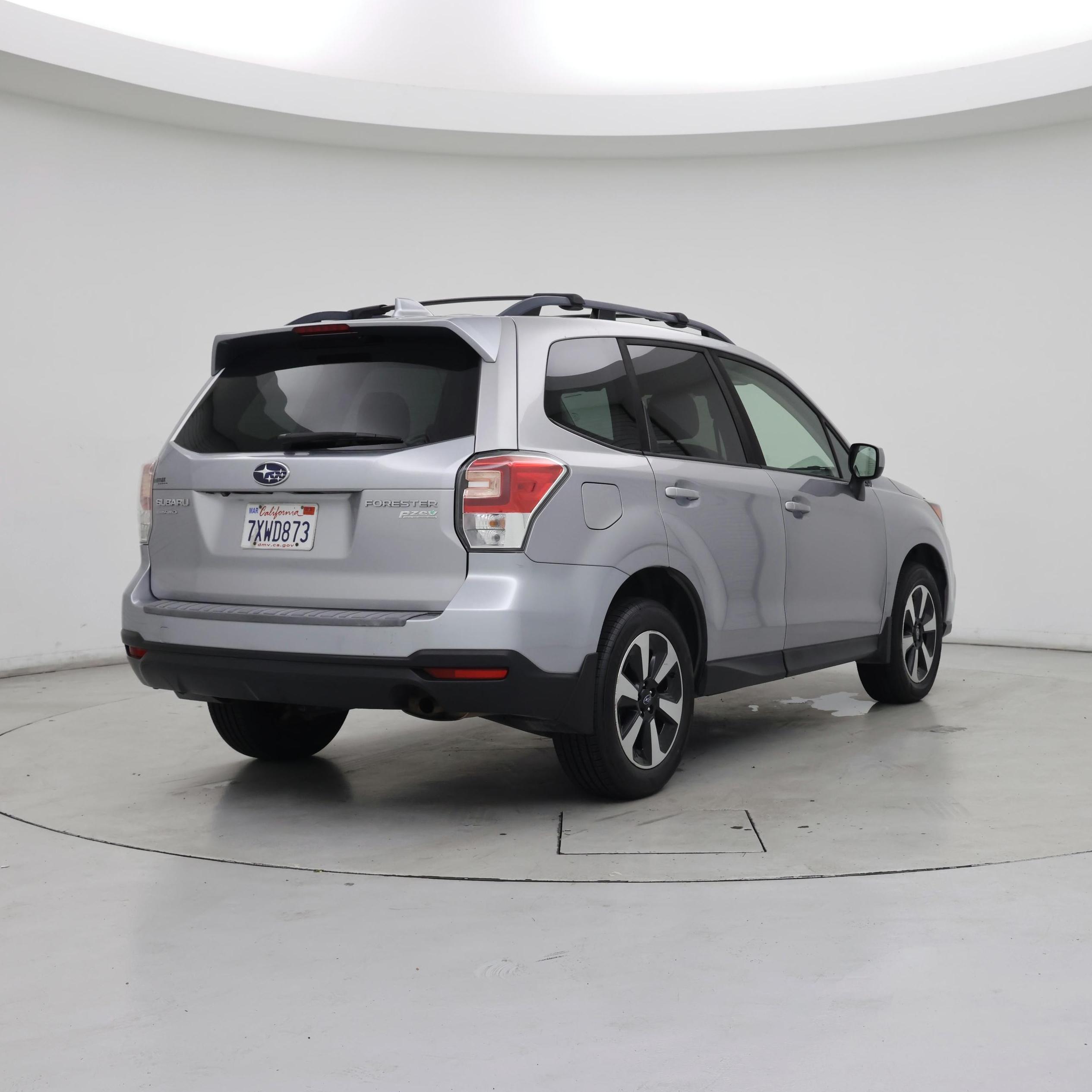 Thumbnail: 2017 Subaru Forester - 8