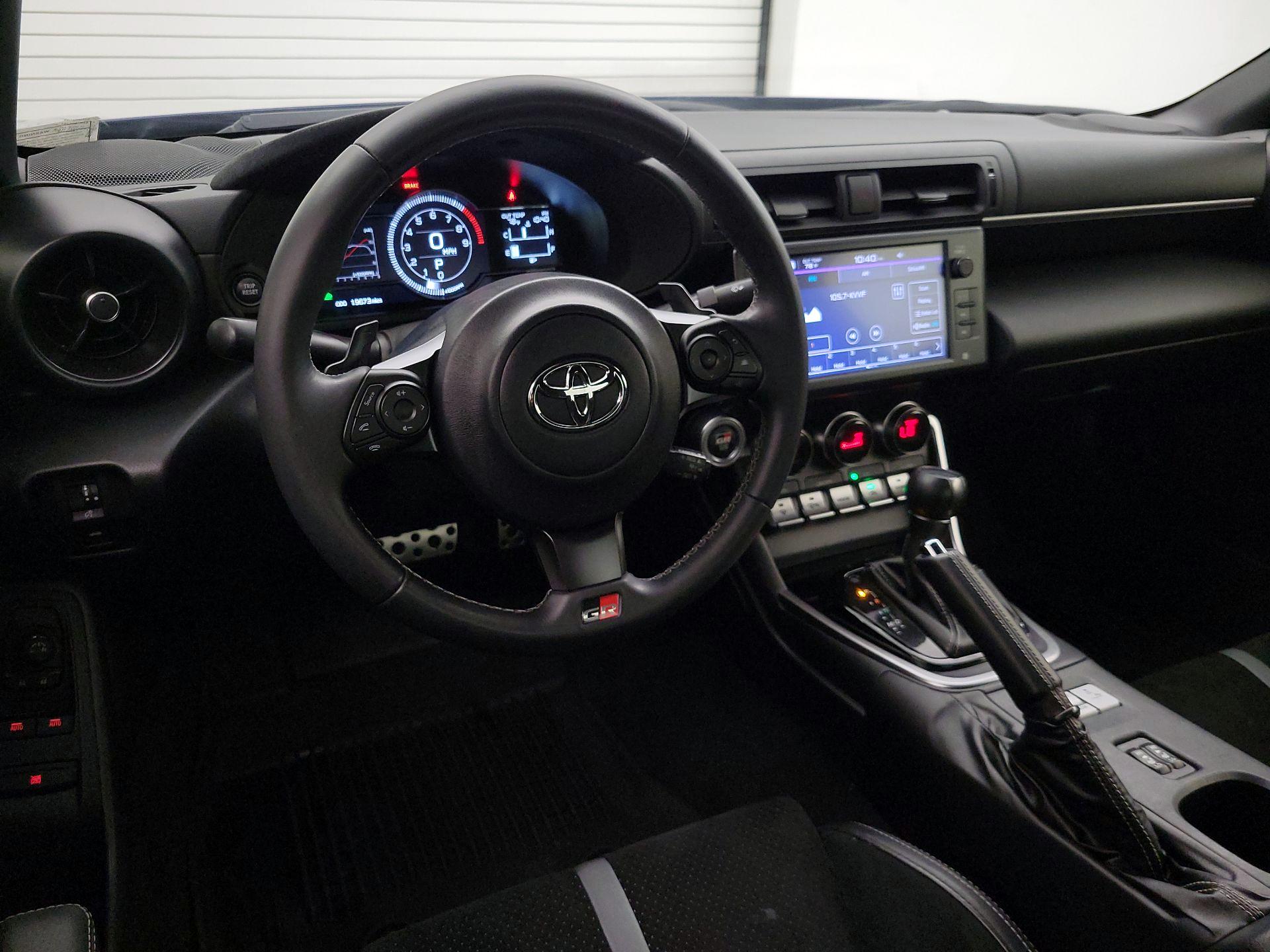 Thumbnail: 2024 Toyota GR86 - 9