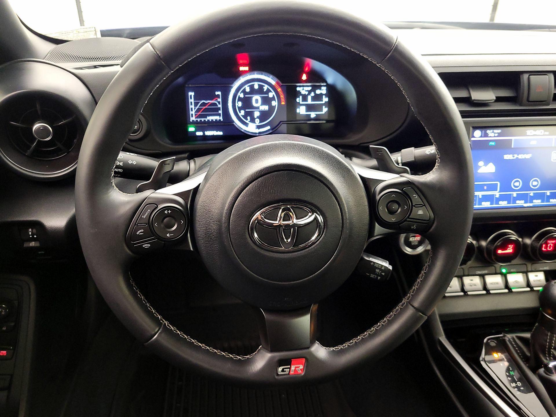 Thumbnail: 2024 Toyota GR86 - 10