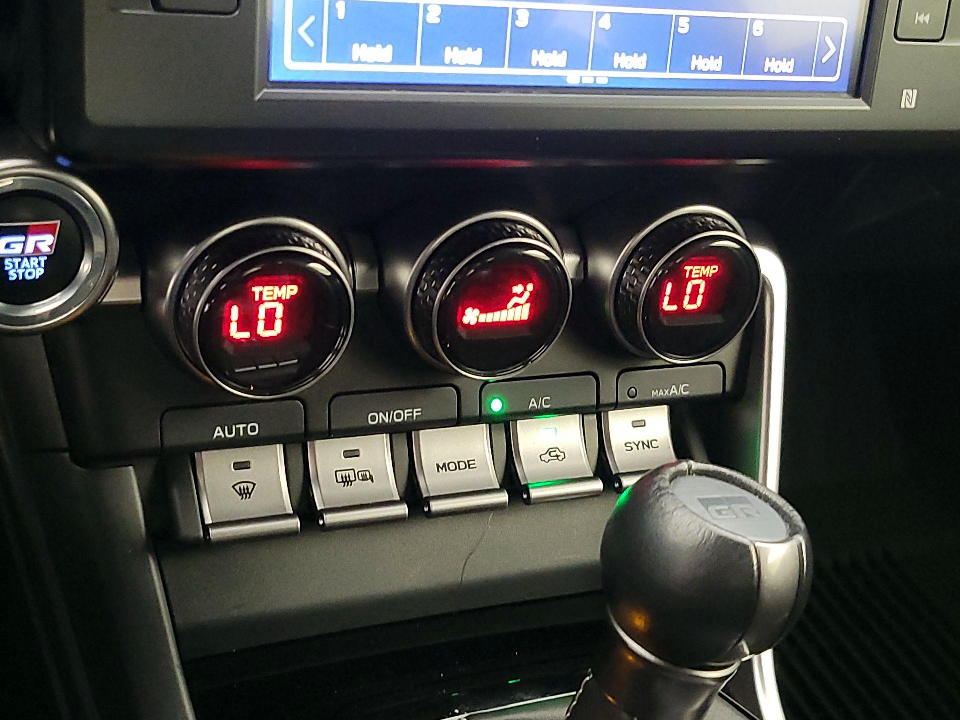 Thumbnail: 2024 Toyota GR86 - 16