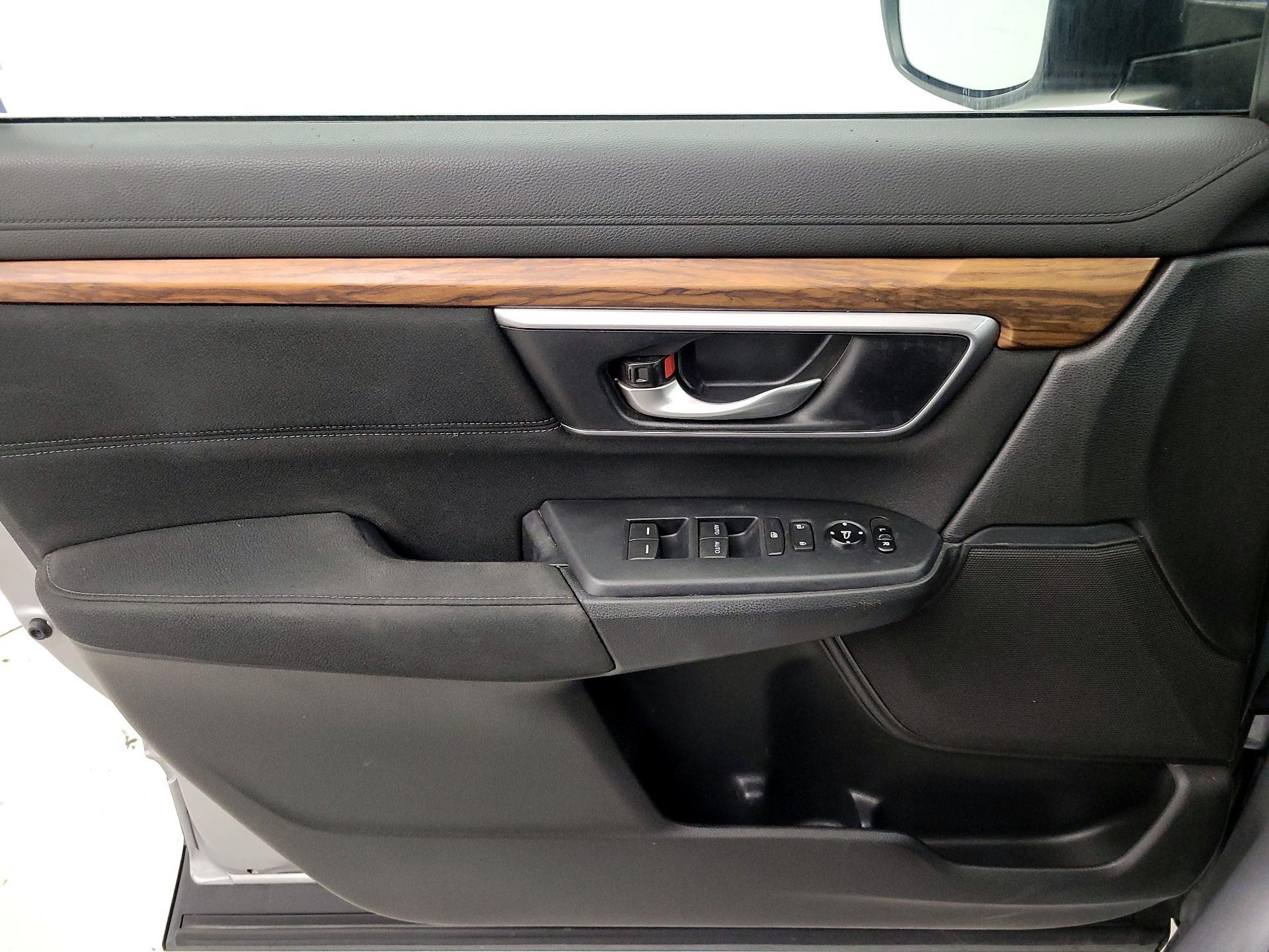 Thumbnail: 2017 Honda CR-V - 12