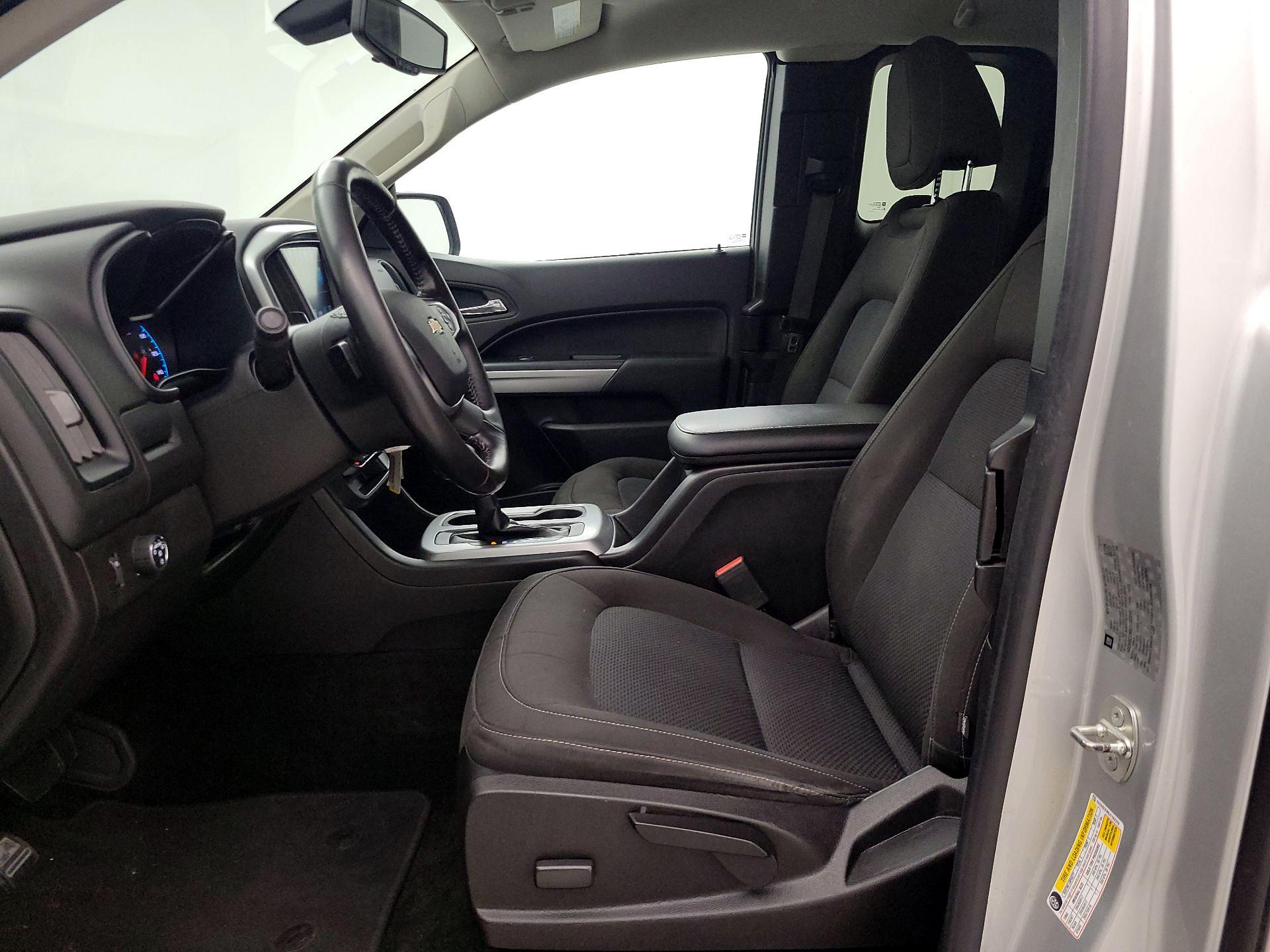 Thumbnail: 2018 Chevrolet Colorado - 11