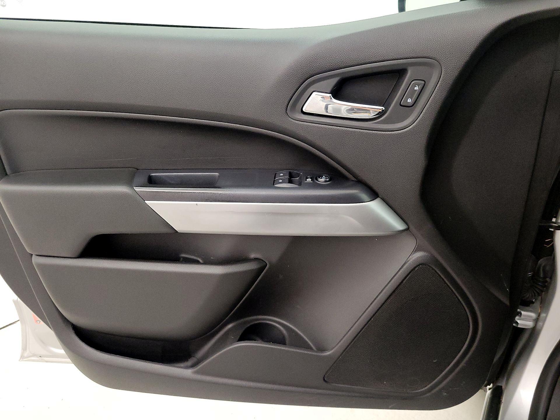 Thumbnail: 2018 Chevrolet Colorado - 12