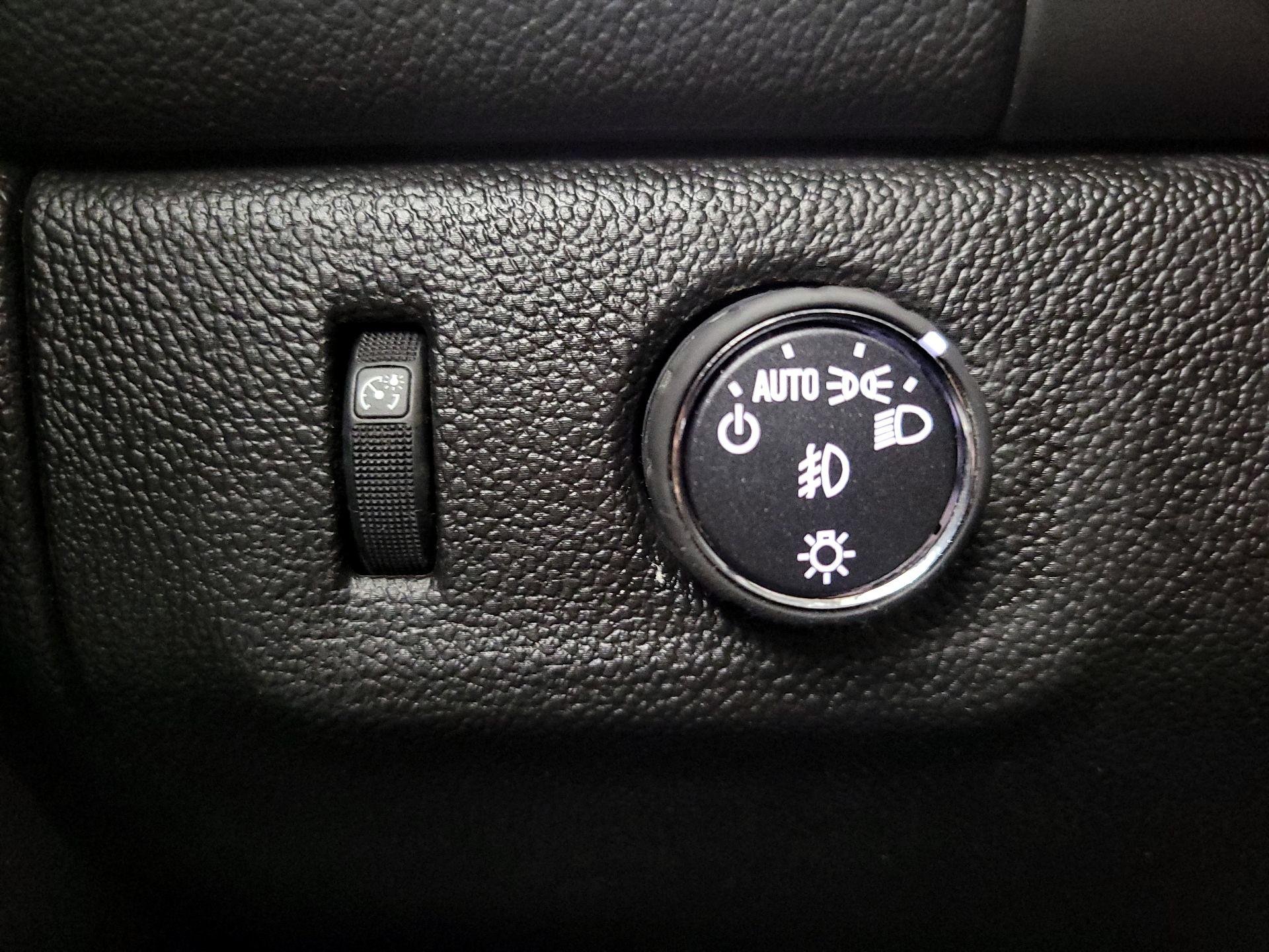 Thumbnail: 2018 Chevrolet Colorado - 13