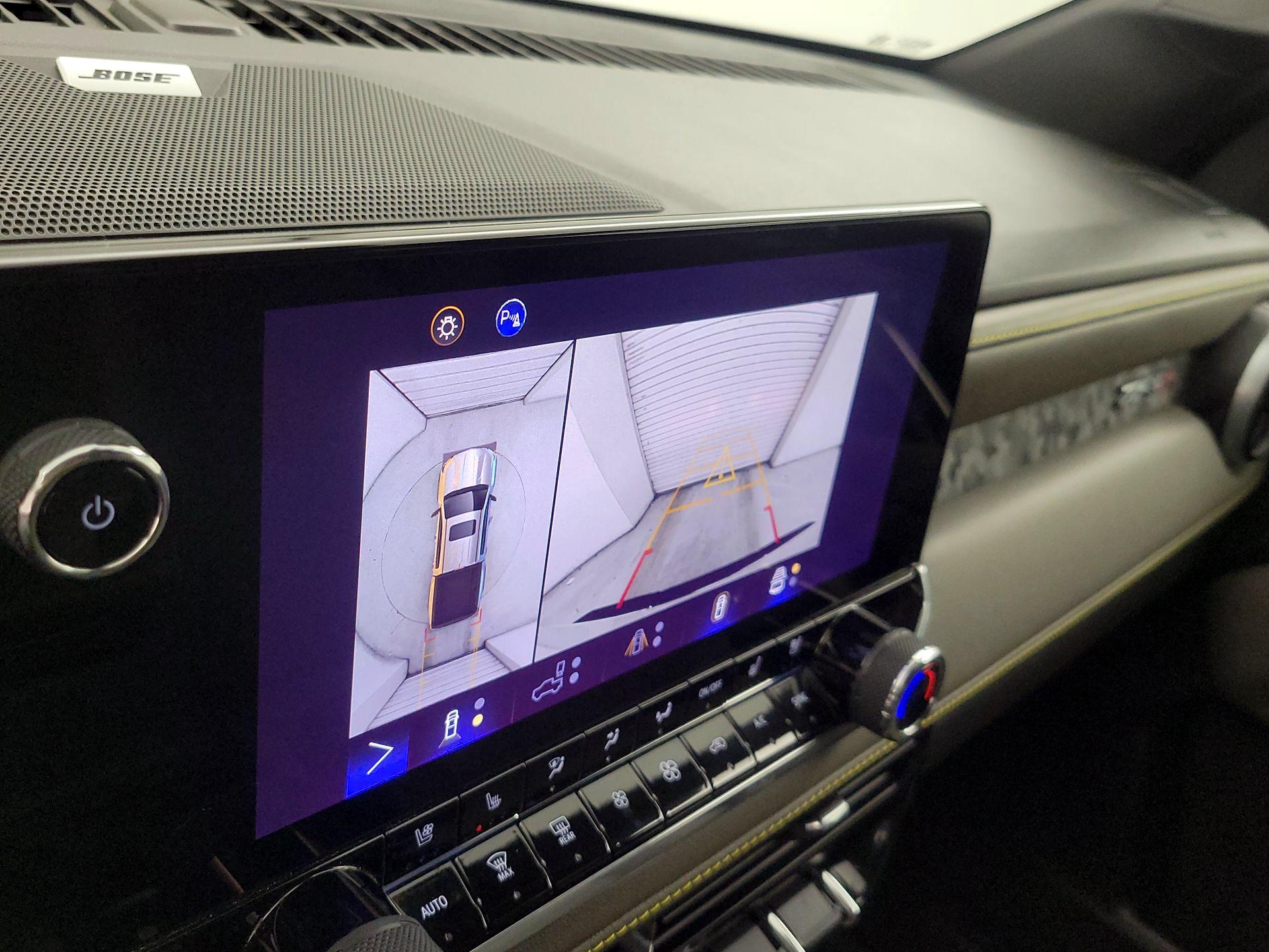 Thumbnail: 2024 Chevrolet Colorado - 14