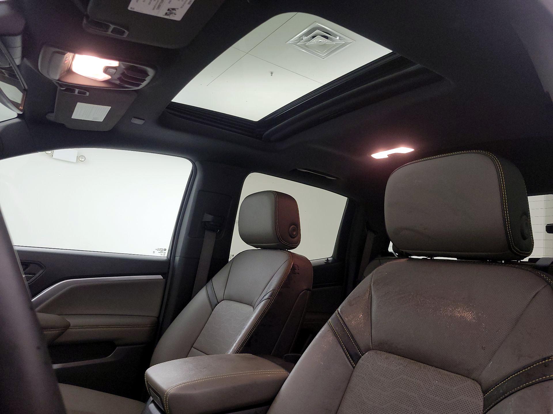 Thumbnail: 2024 Chevrolet Colorado - 18