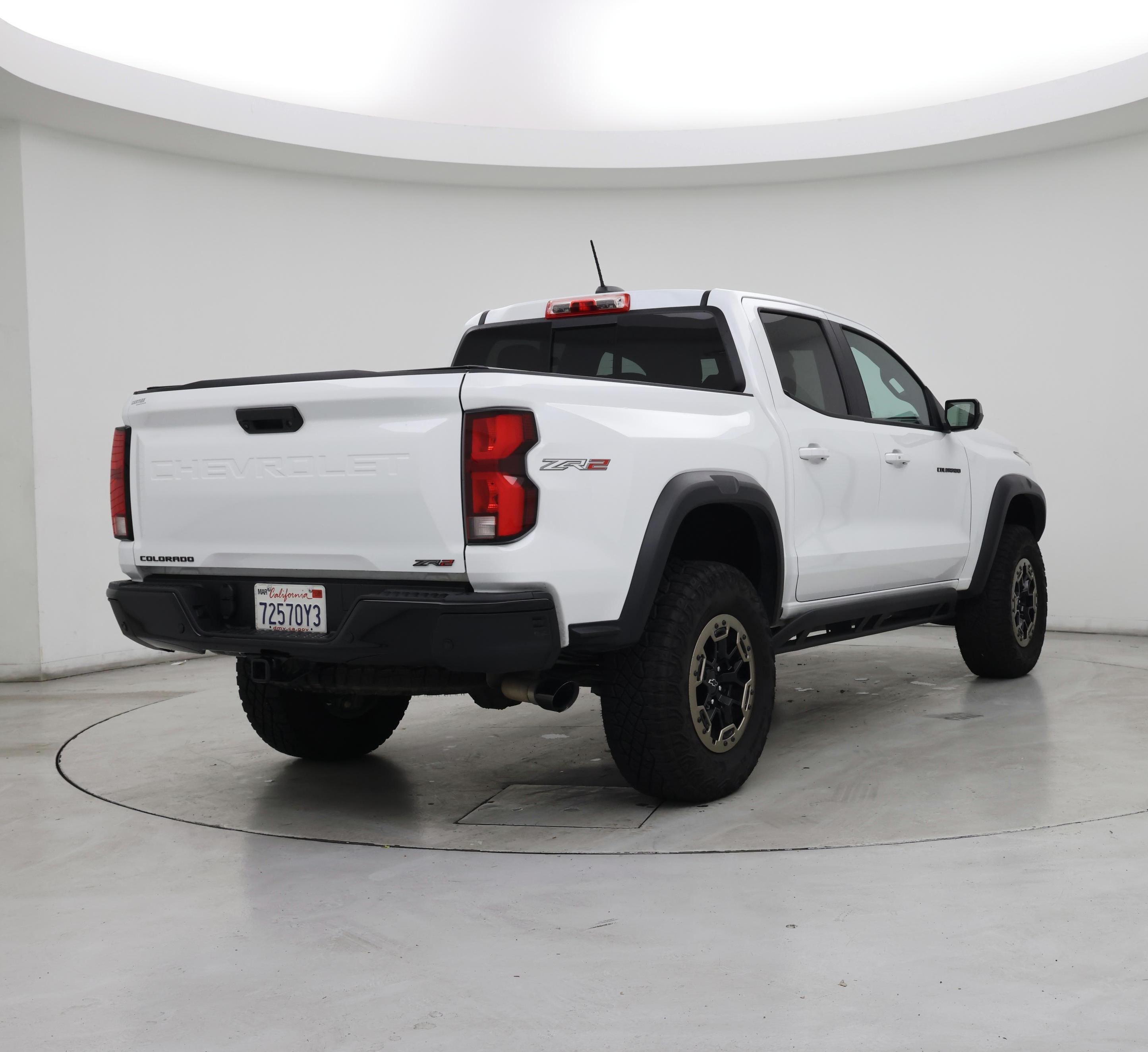 Thumbnail: 2024 Chevrolet Colorado - 8