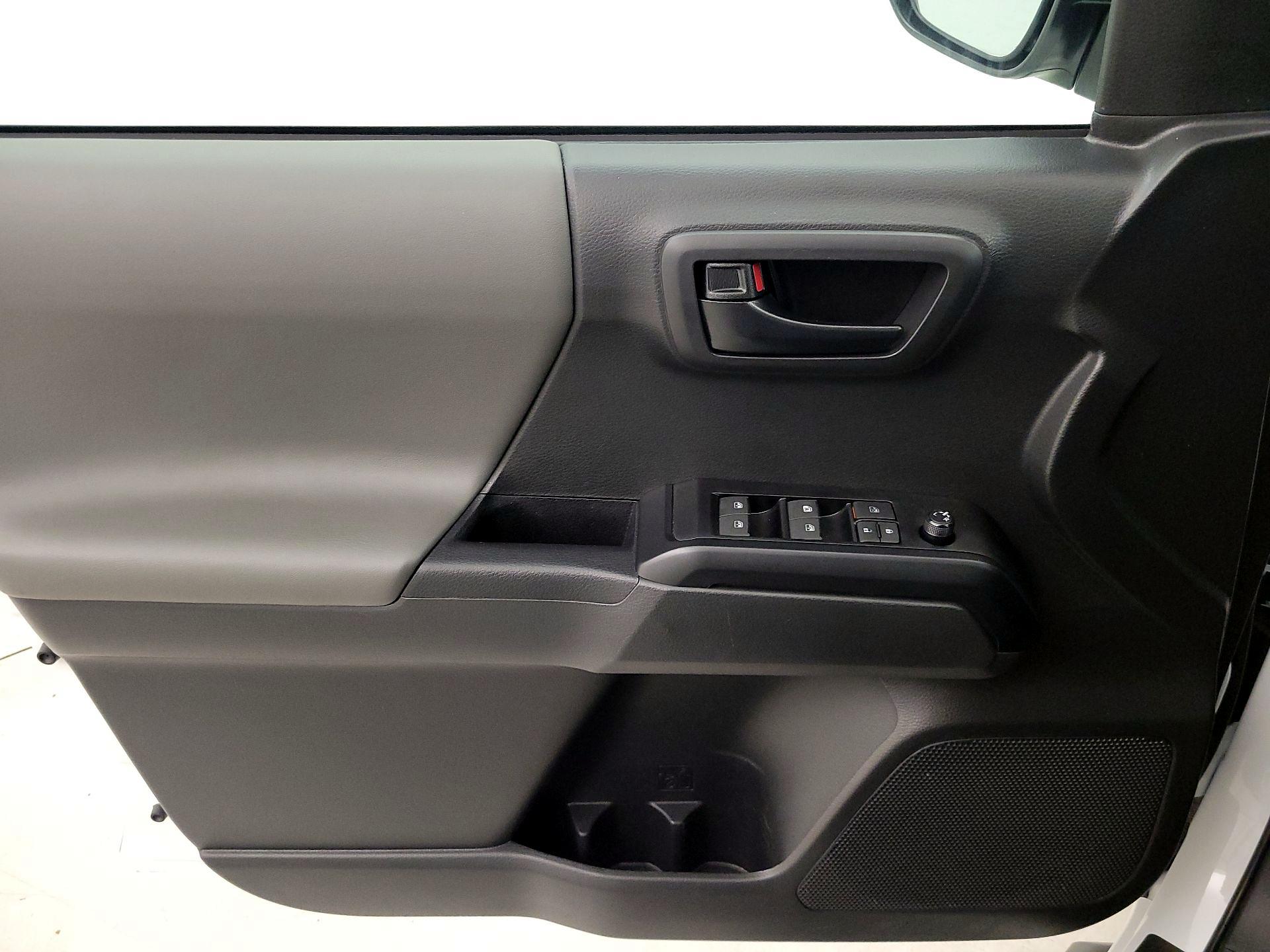 Thumbnail: 2023 Toyota Tacoma - 12