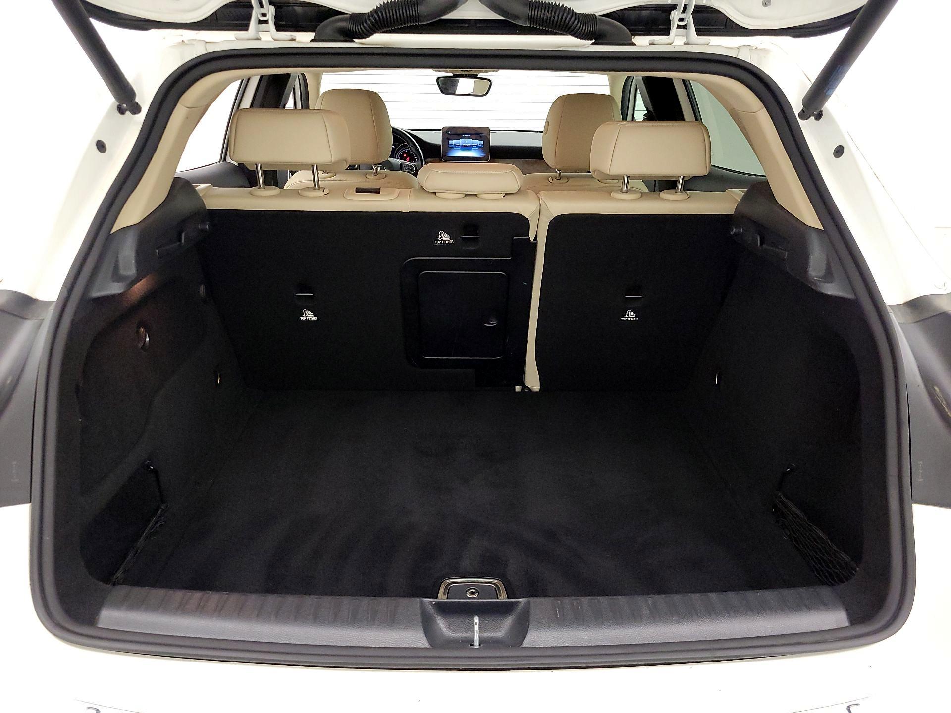 Thumbnail: 2019 Mercedes-Benz GLA - 20