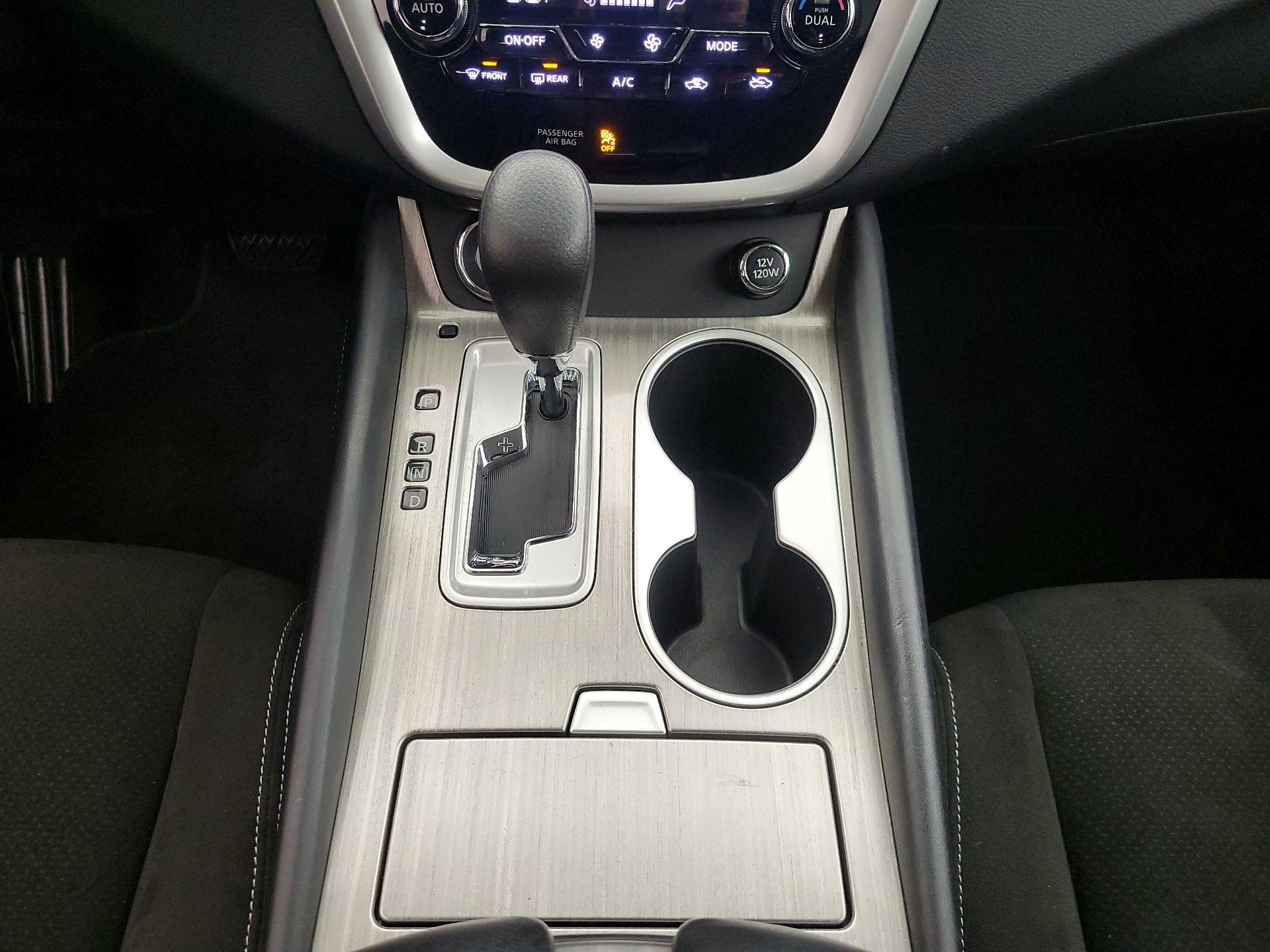 Thumbnail: 2015 Nissan Murano - 18