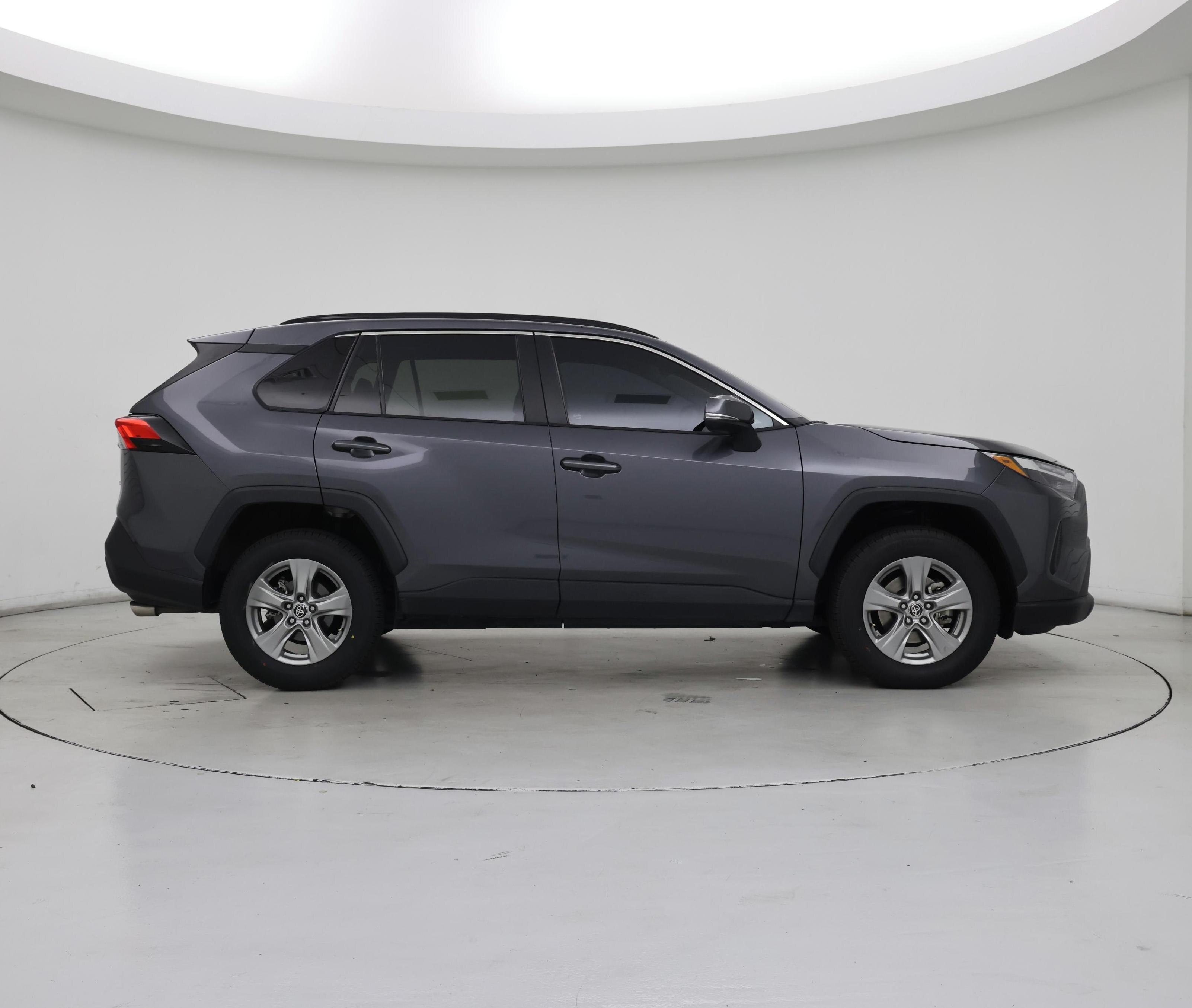 Thumbnail: 2022 Toyota RAV4 - 7