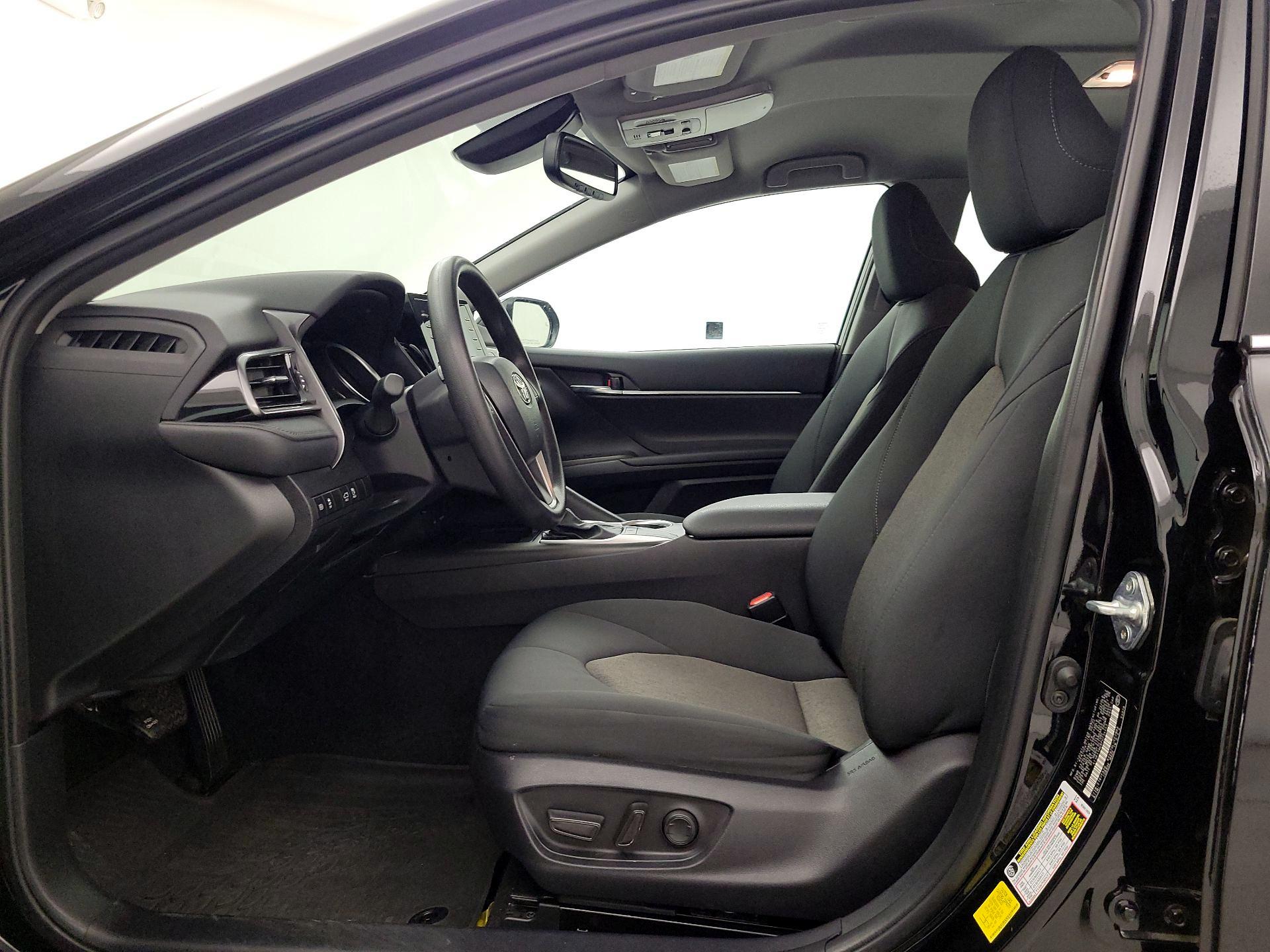 Thumbnail: 2023 Toyota Camry - 11