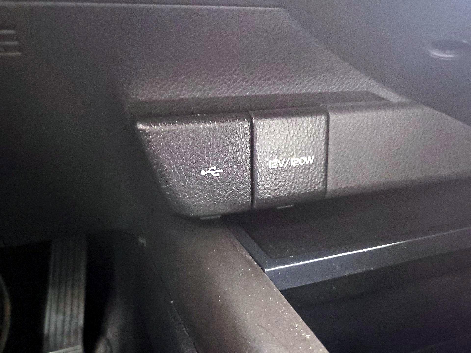 Thumbnail: 2023 Toyota Camry - 18