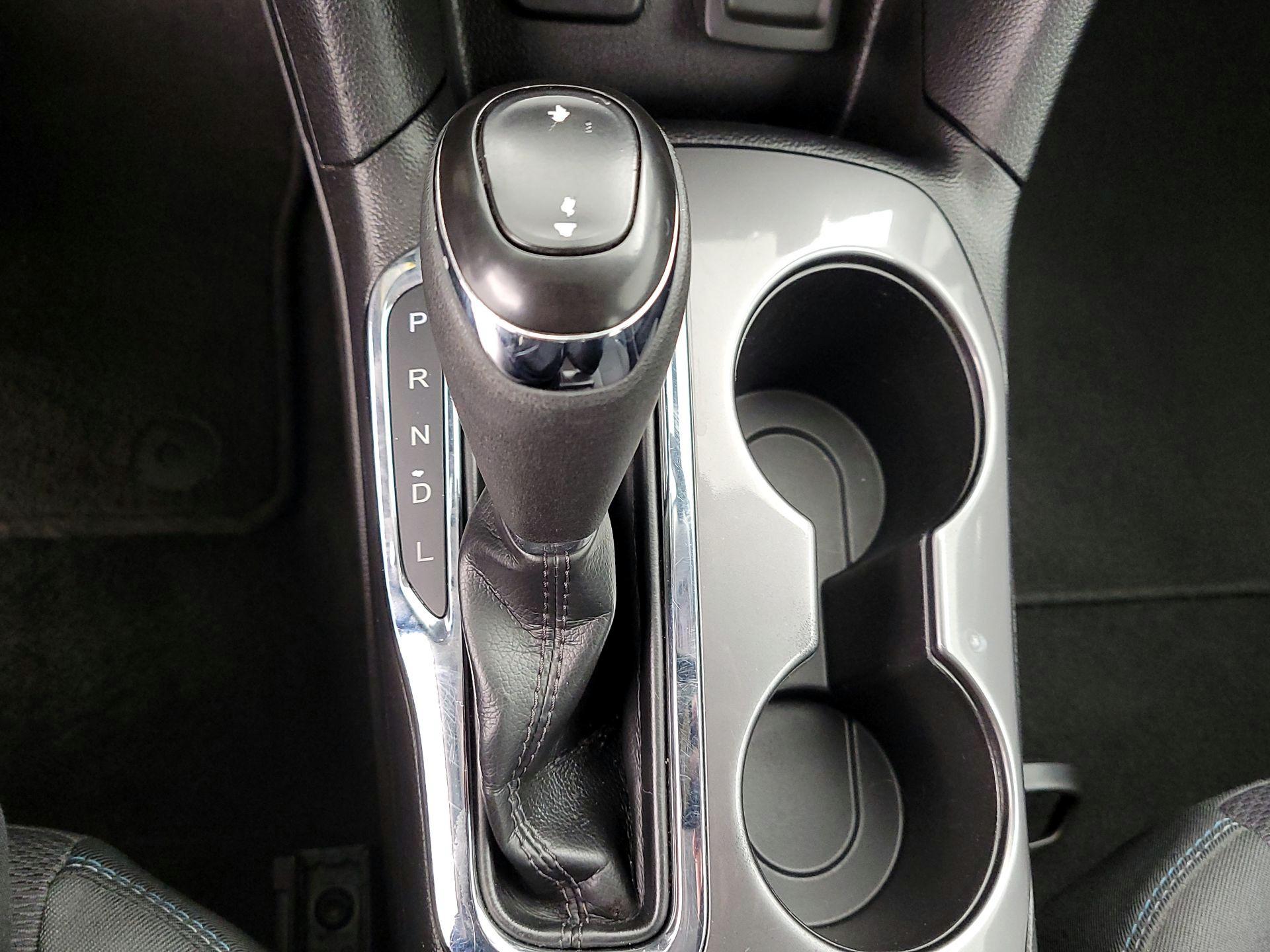 Thumbnail: 2019 Chevrolet Cruze - 17