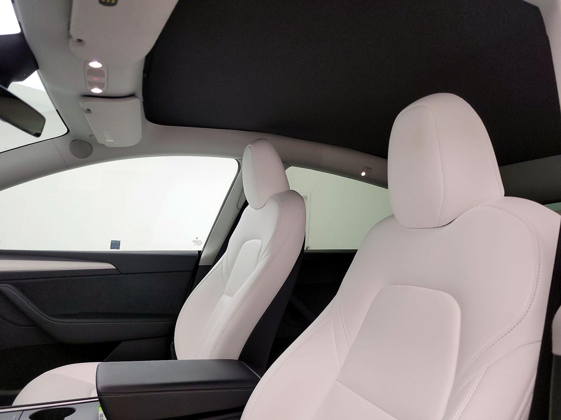 Thumbnail: 2023 Tesla Model Y - 19