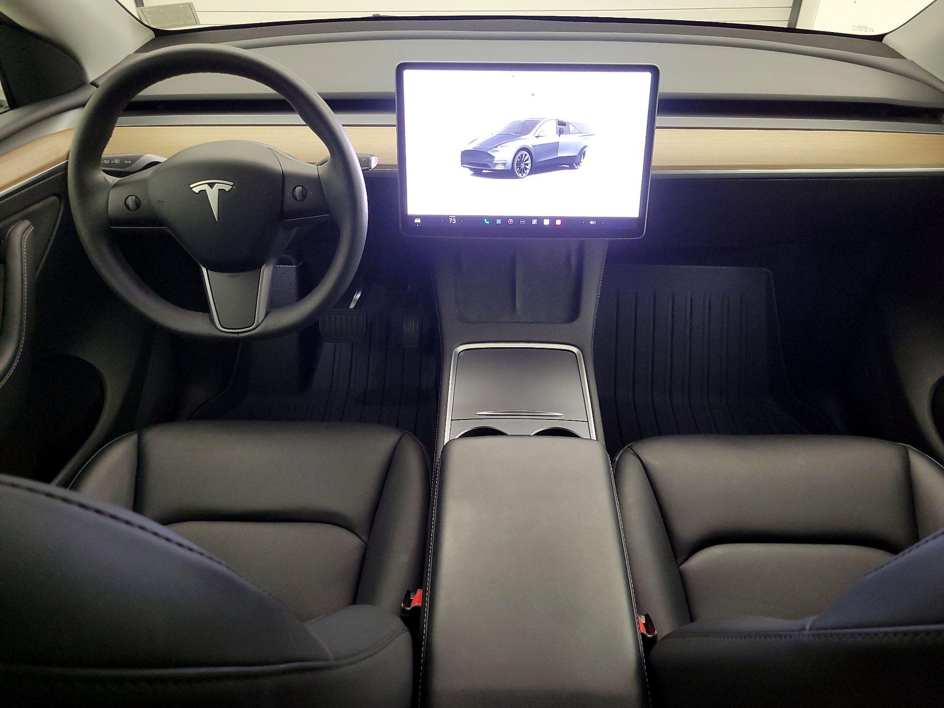 Thumbnail: 2023 Tesla Model Y - 9