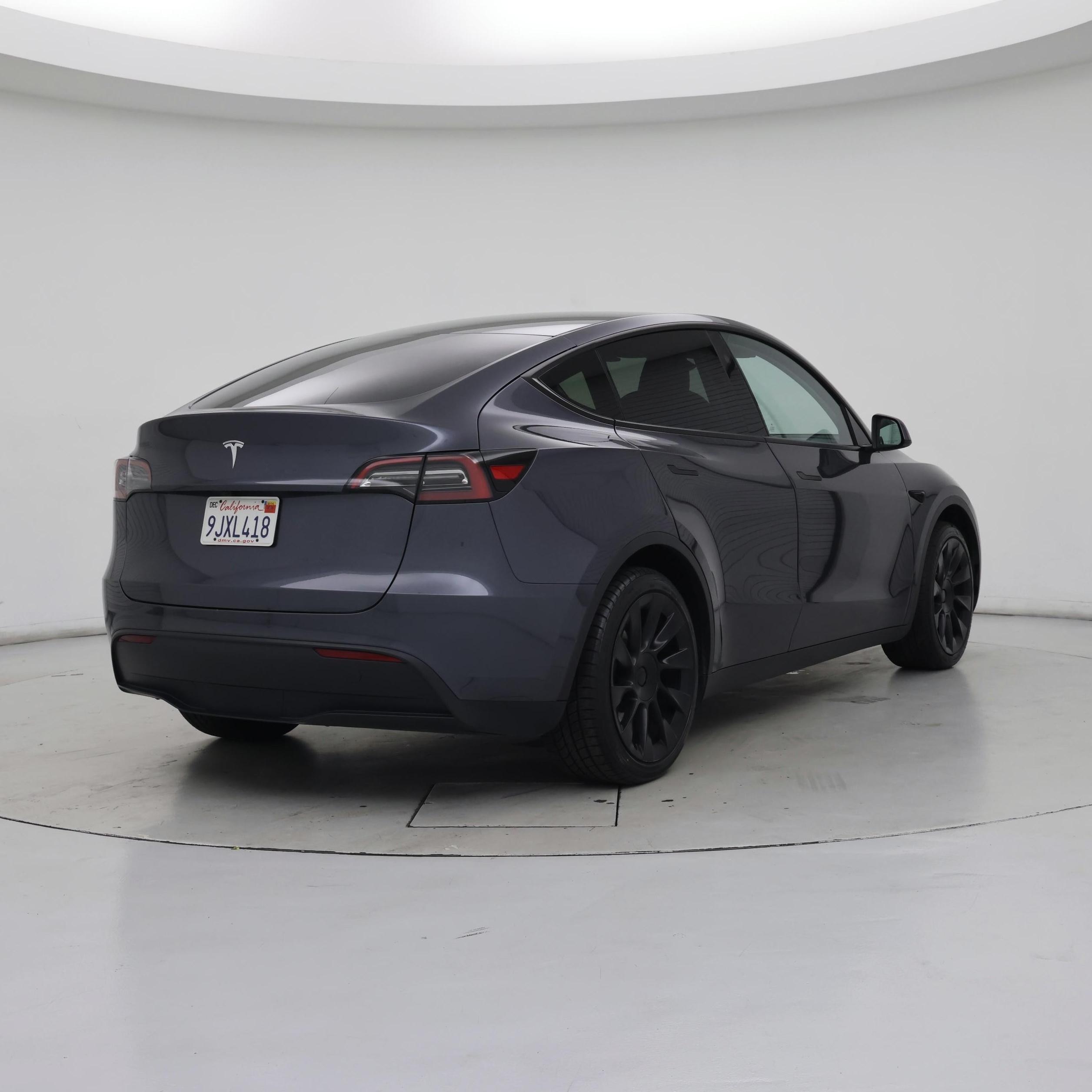 Thumbnail: 2023 Tesla Model Y - 8