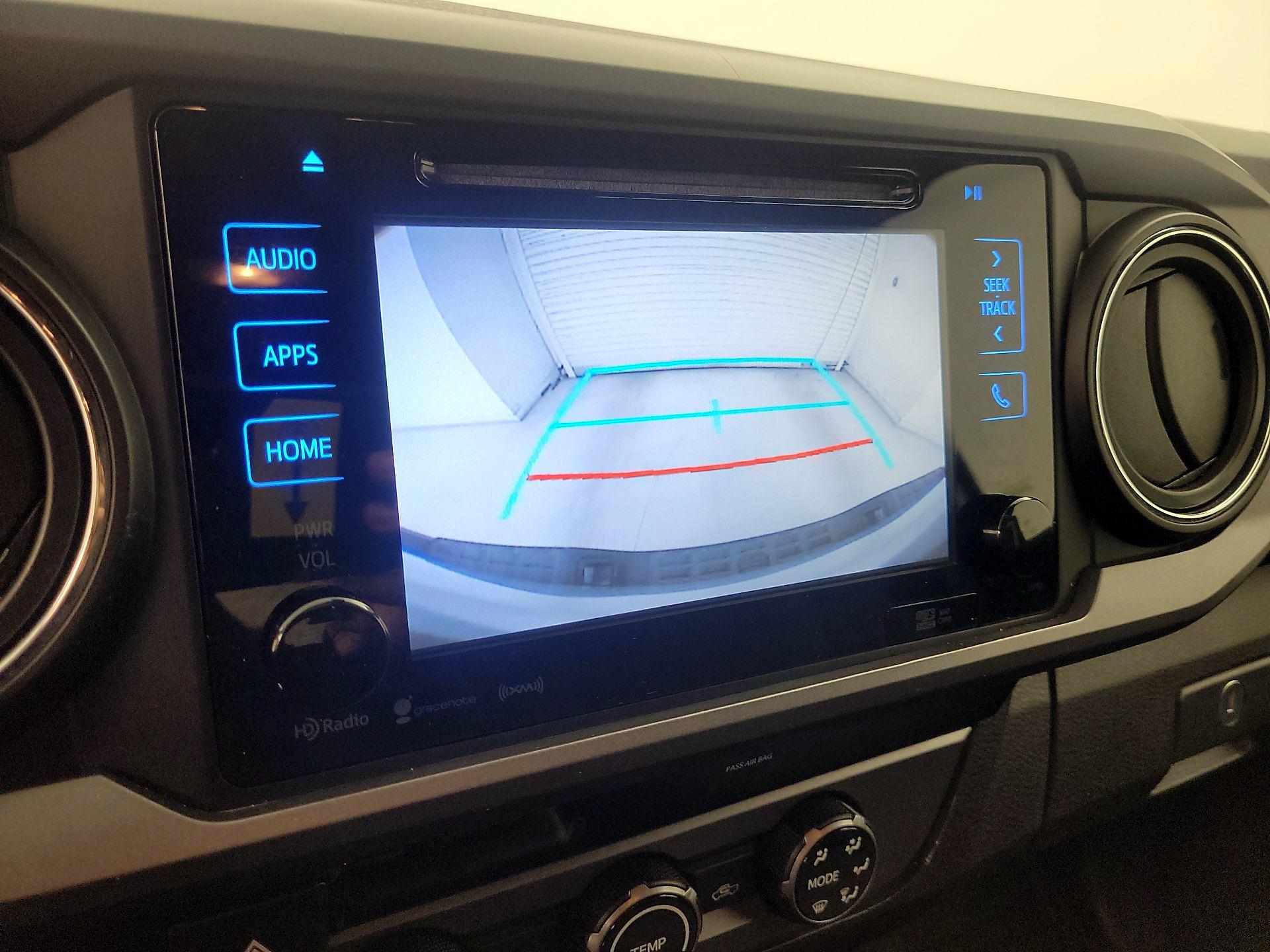 Thumbnail: 2018 Toyota Tacoma - 14