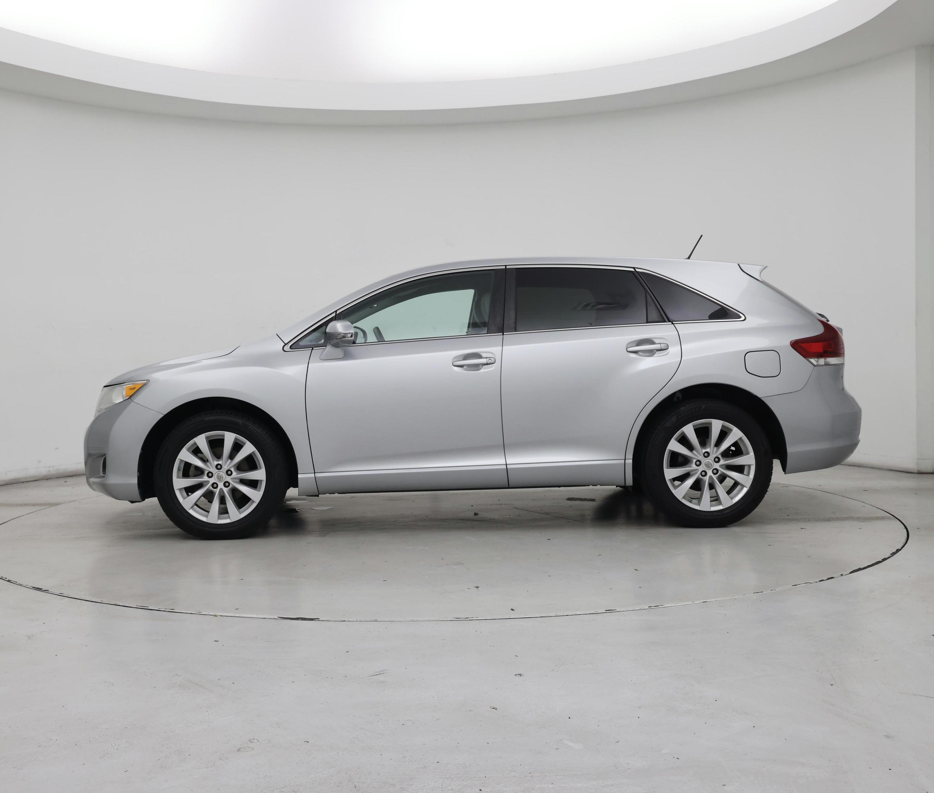 Thumbnail: 2015 Toyota Venza - 3