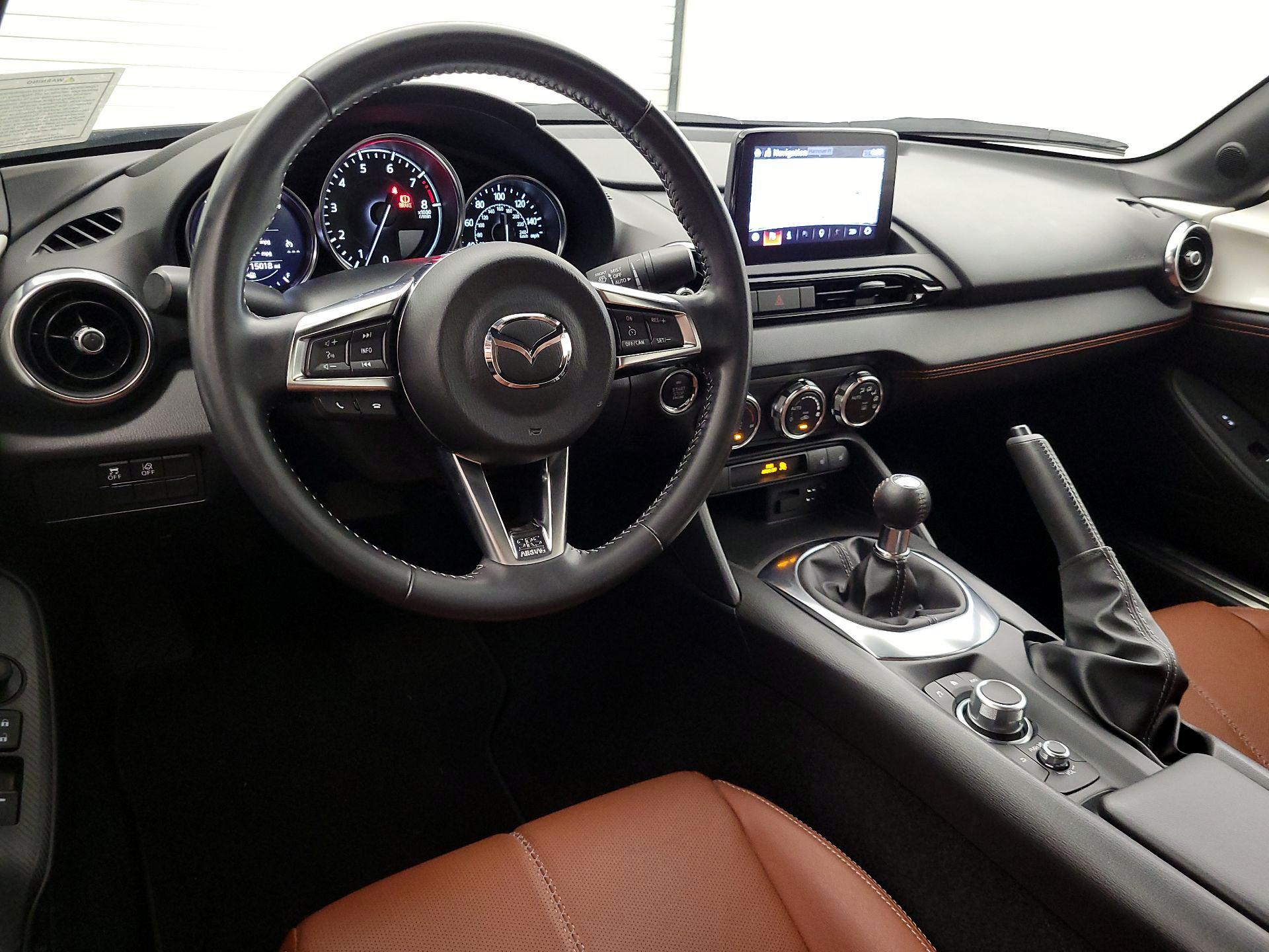 Thumbnail: 2022 Mazda MX-5 Miata - 9
