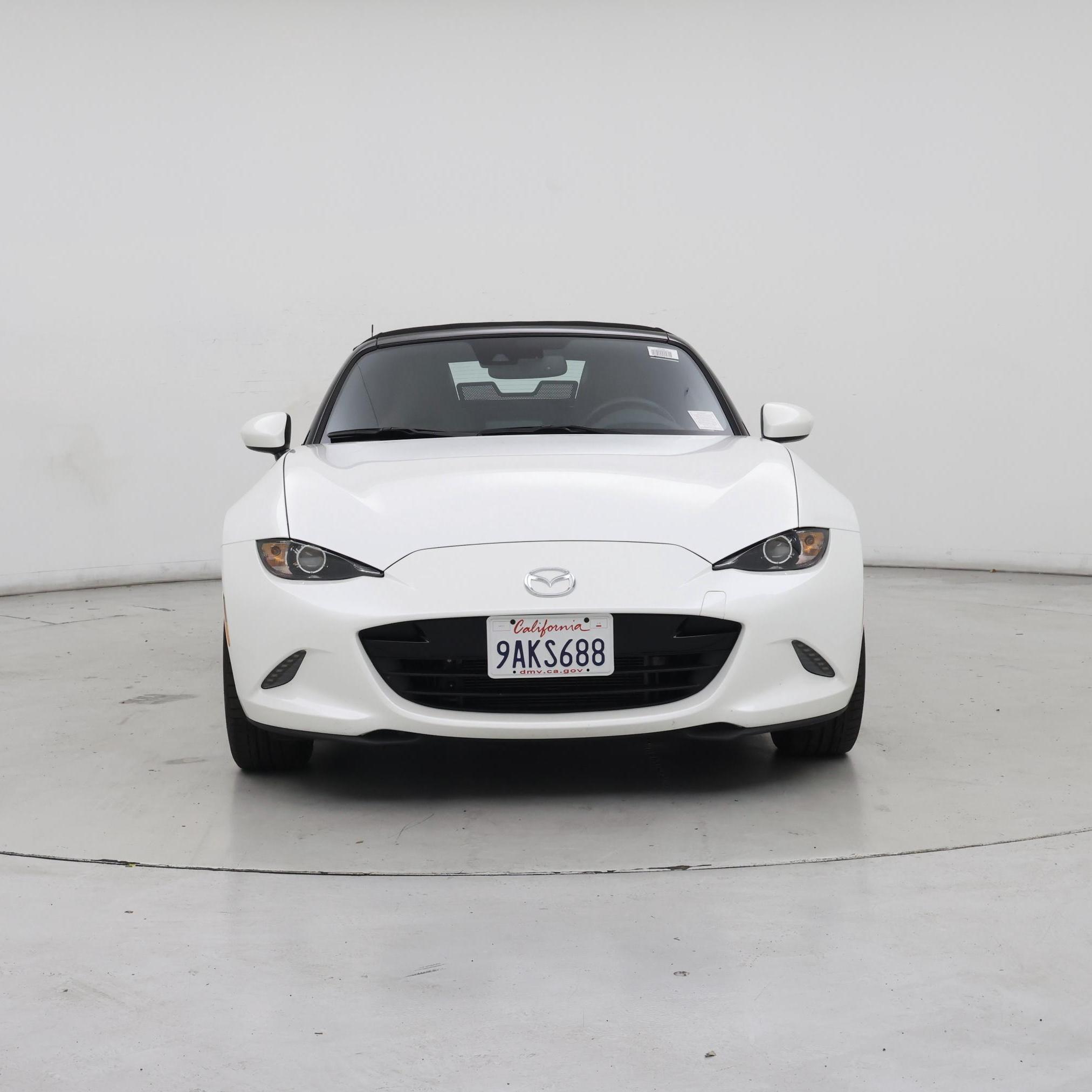 Thumbnail: 2022 Mazda MX-5 Miata - 5