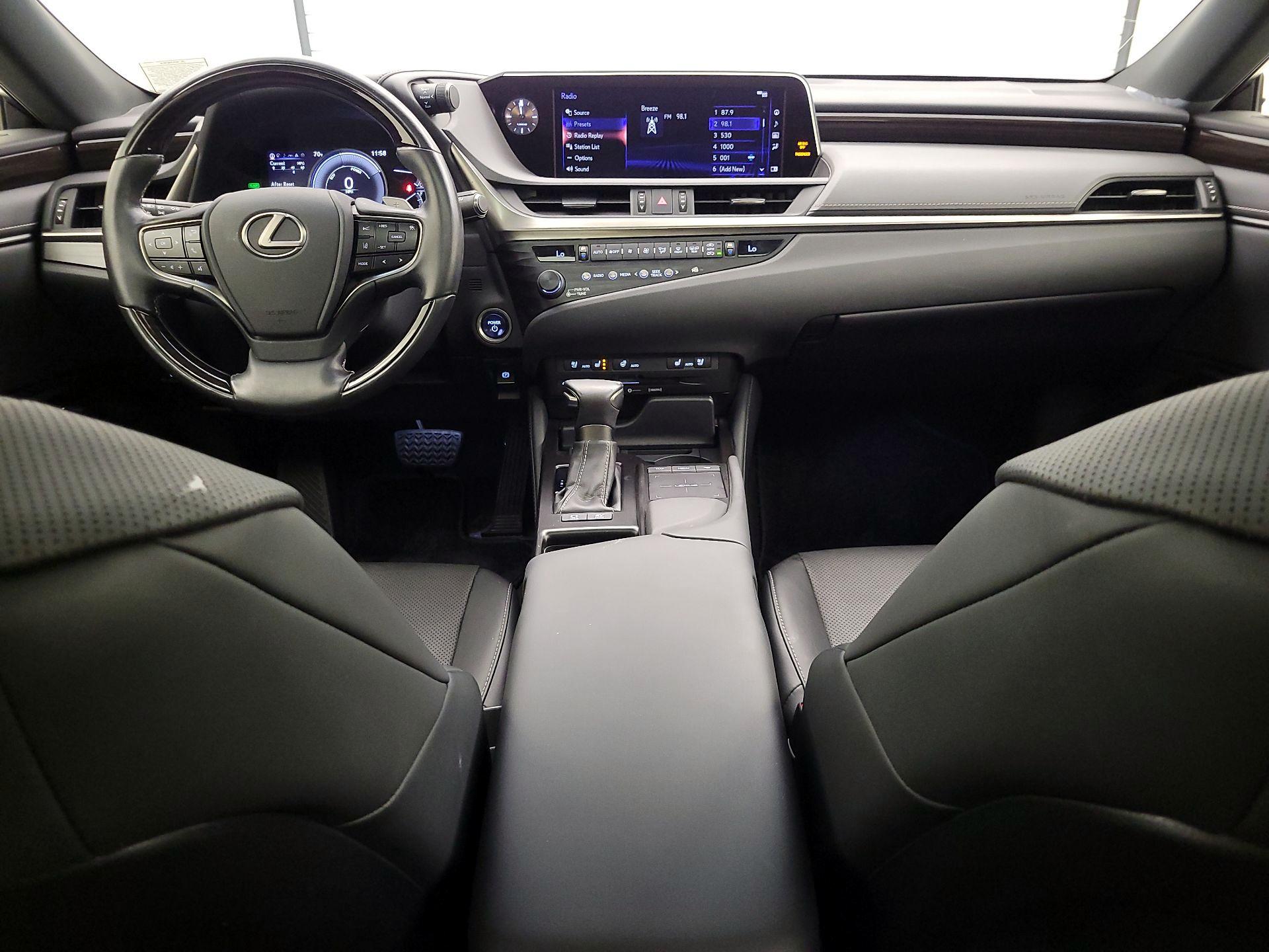 Thumbnail: 2019 Lexus ES - 9