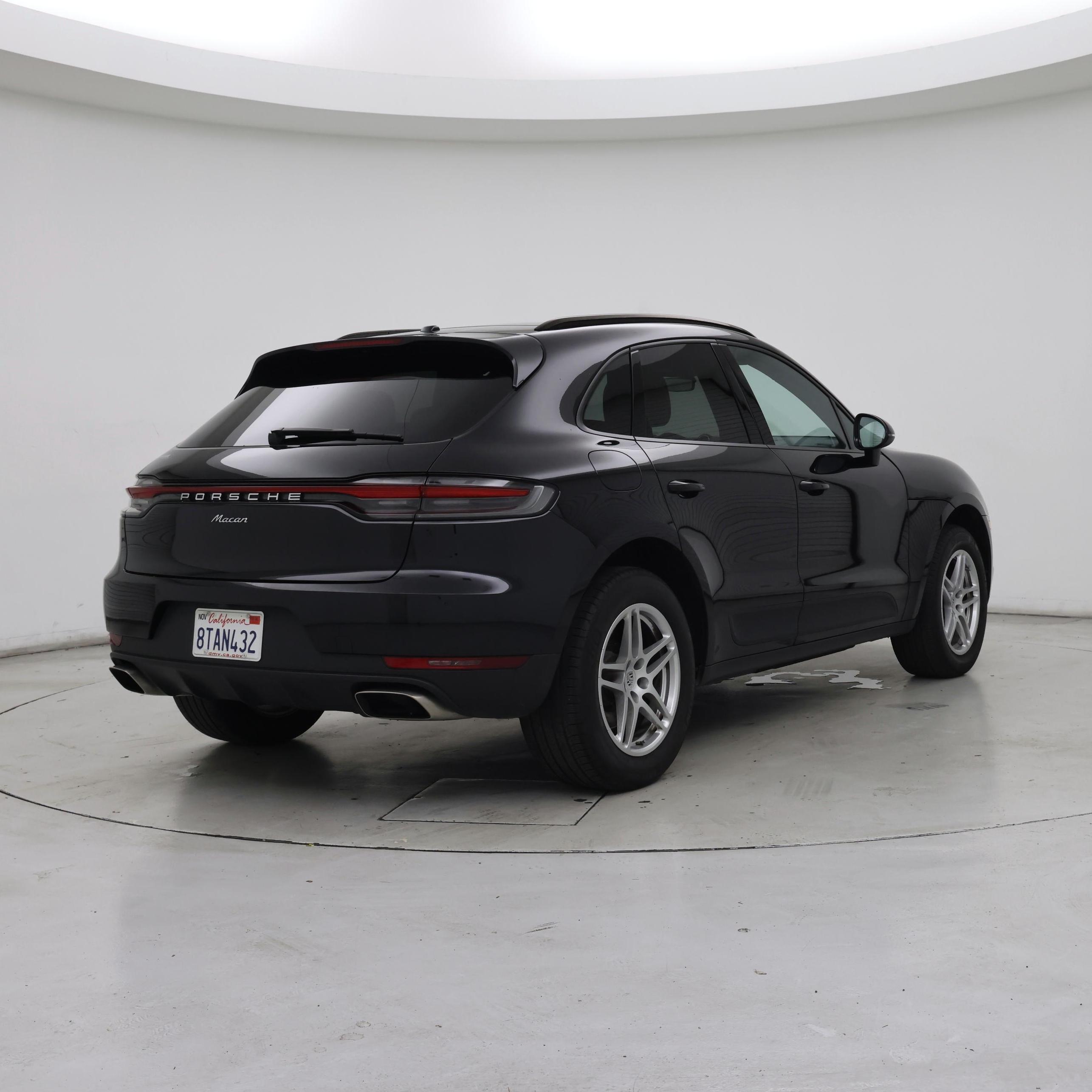 Thumbnail: 2020 Porsche Macan - 8