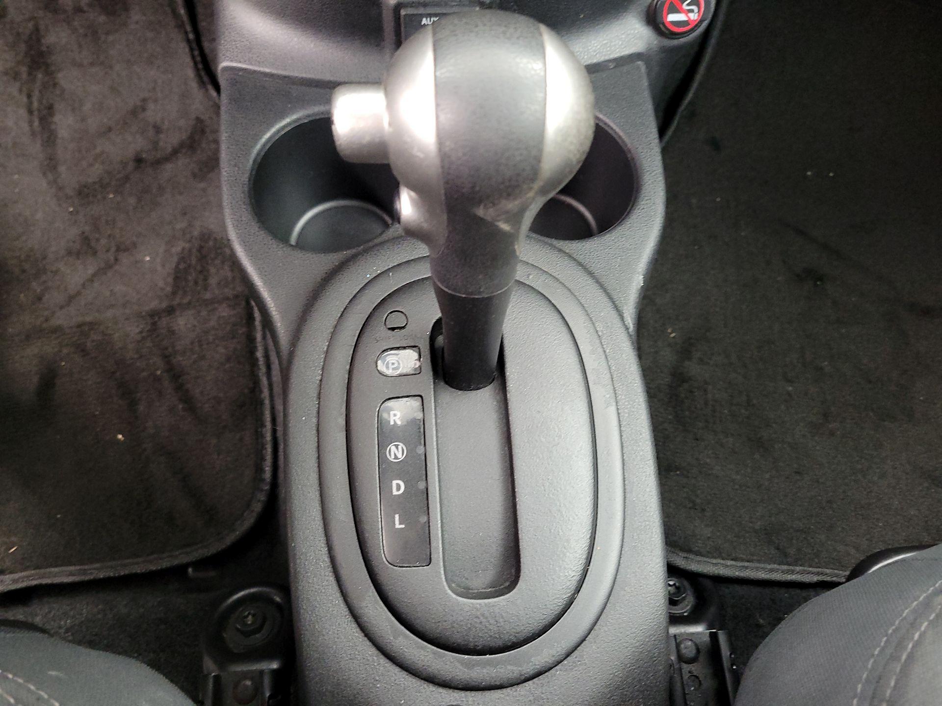 Thumbnail: 2018 Nissan Versa - 15