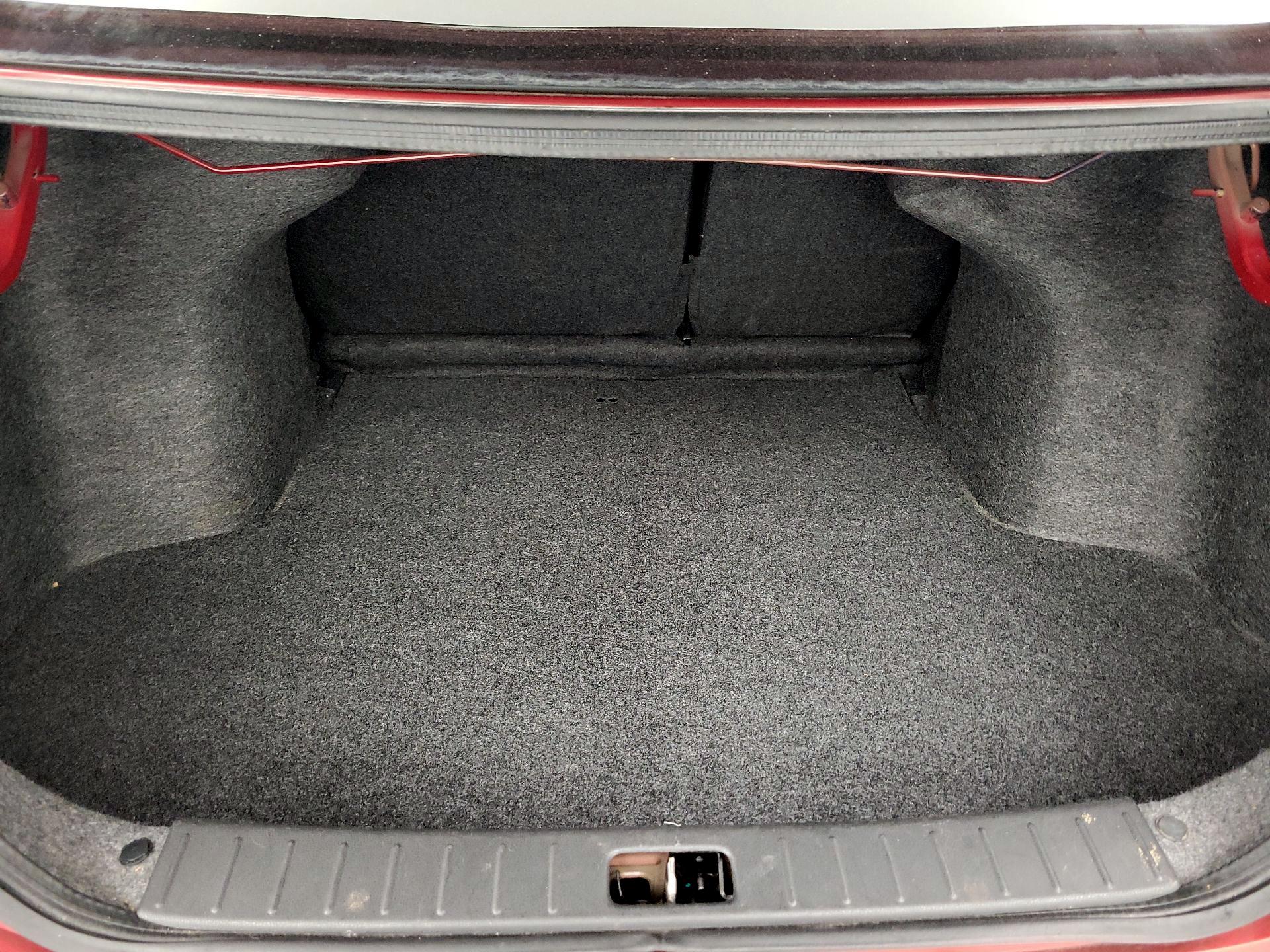 Thumbnail: 2018 Nissan Versa - 18