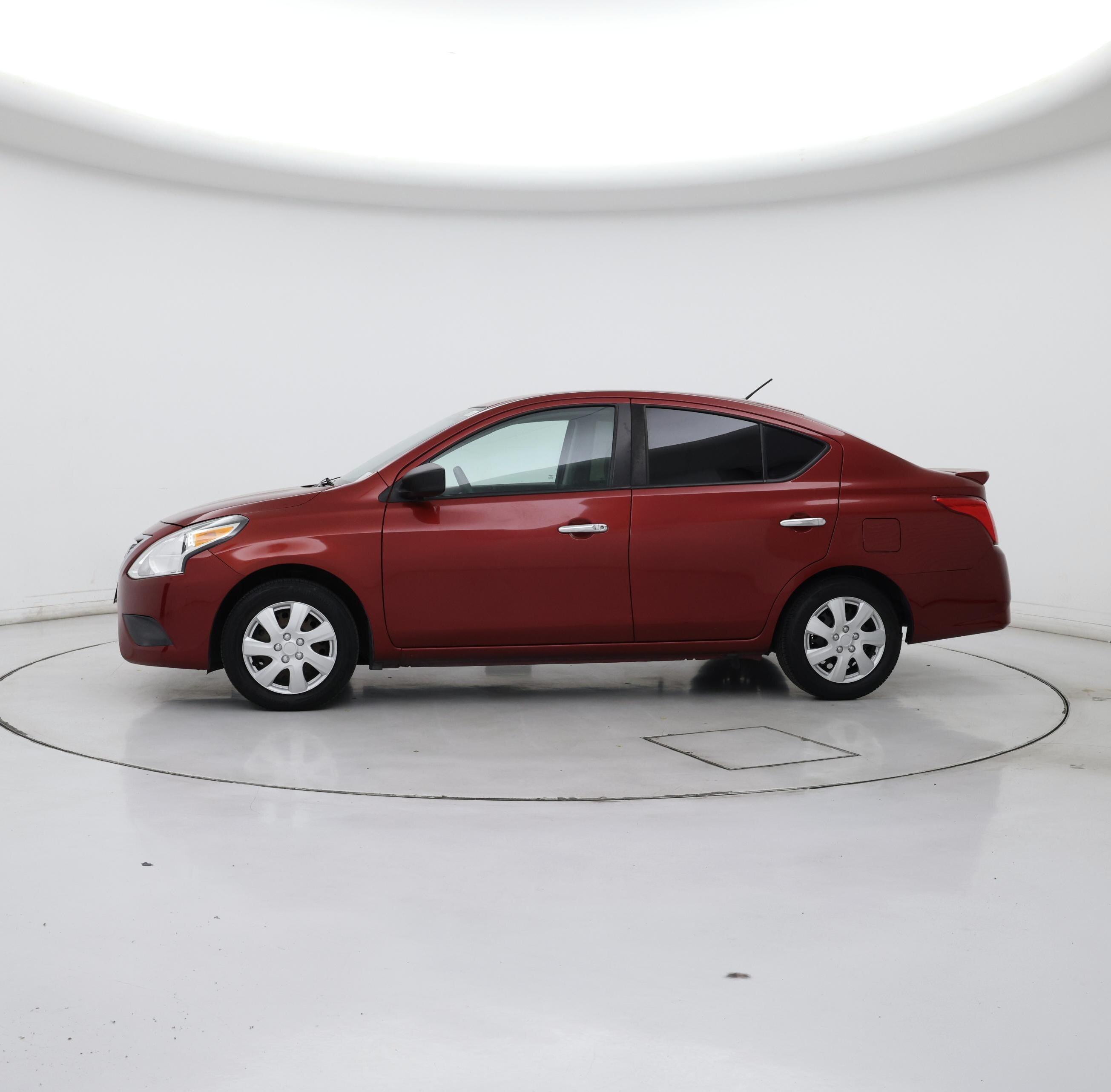 Thumbnail: 2018 Nissan Versa - 3