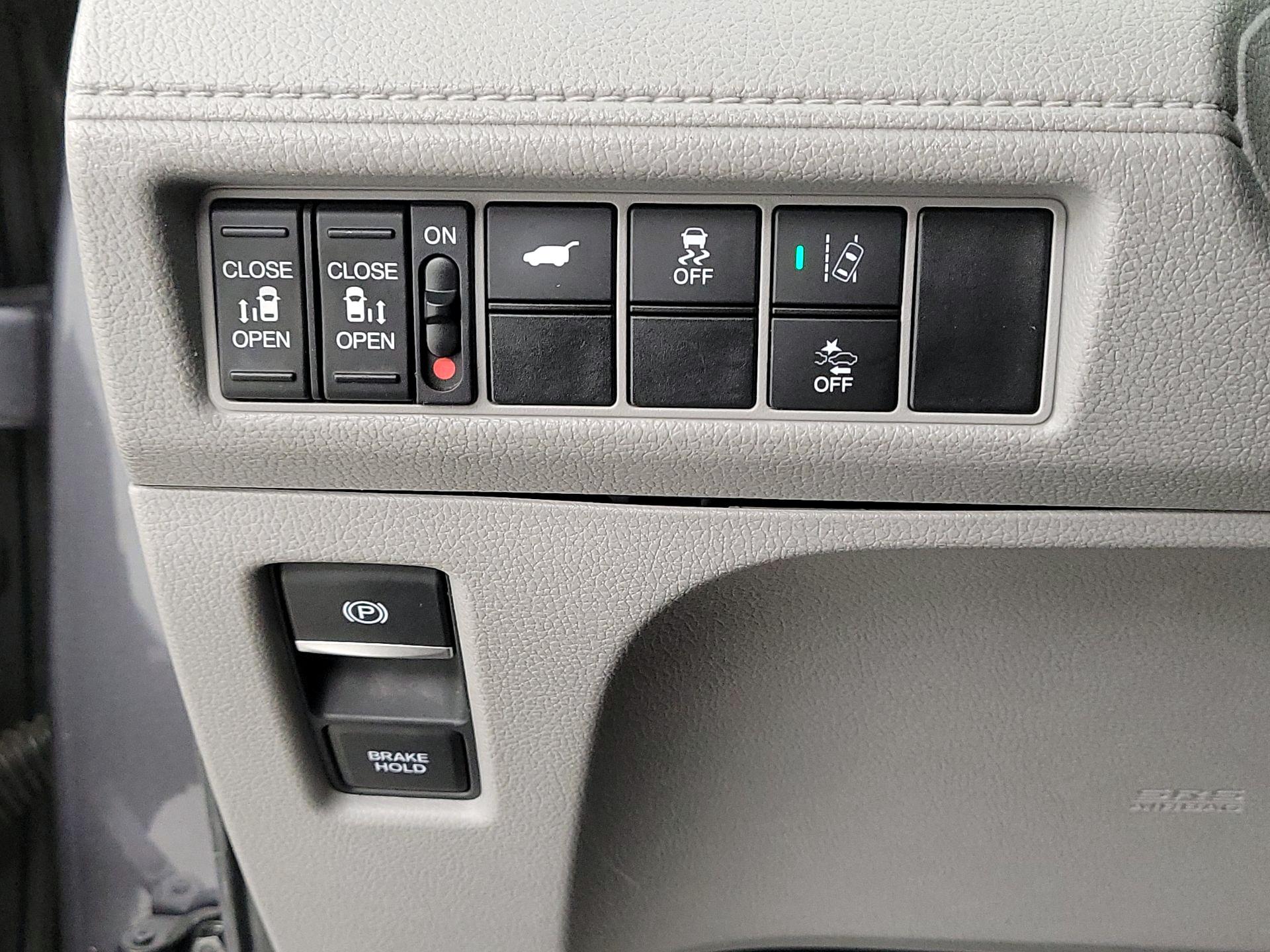 Thumbnail: 2019 Honda Odyssey - 13