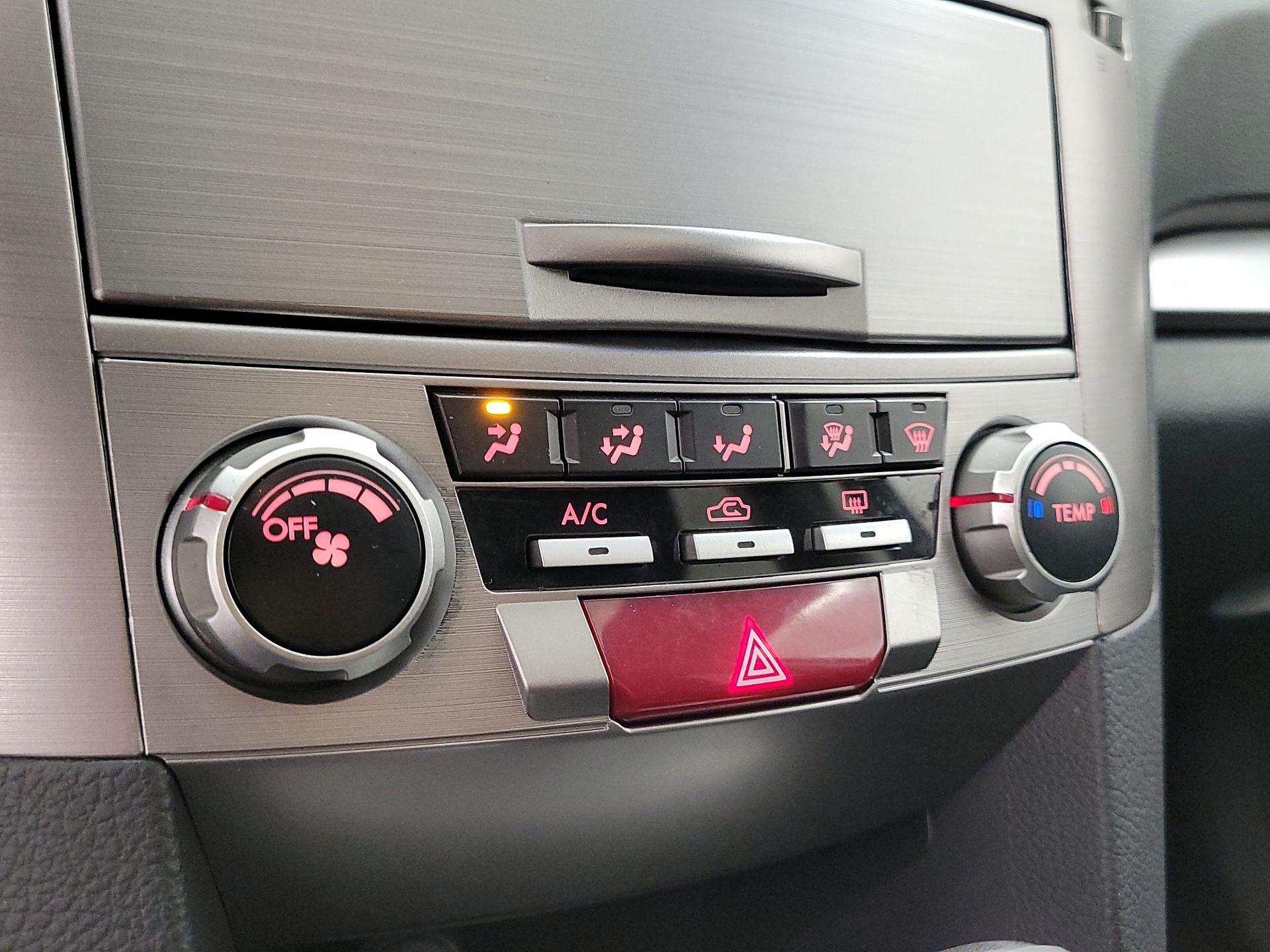 Thumbnail: 2014 Subaru Outback - 16