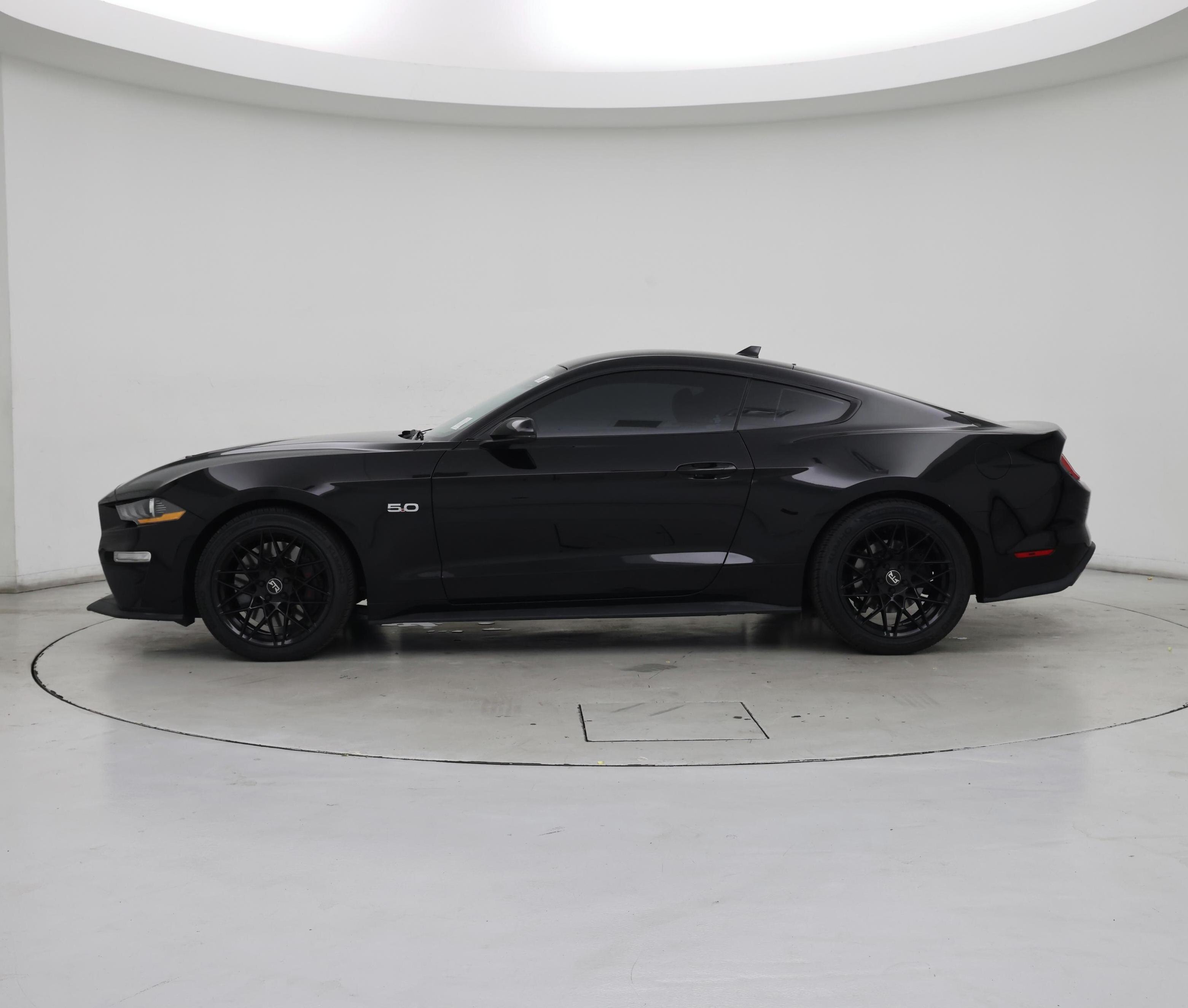 Thumbnail: 2021 Ford Mustang - 3