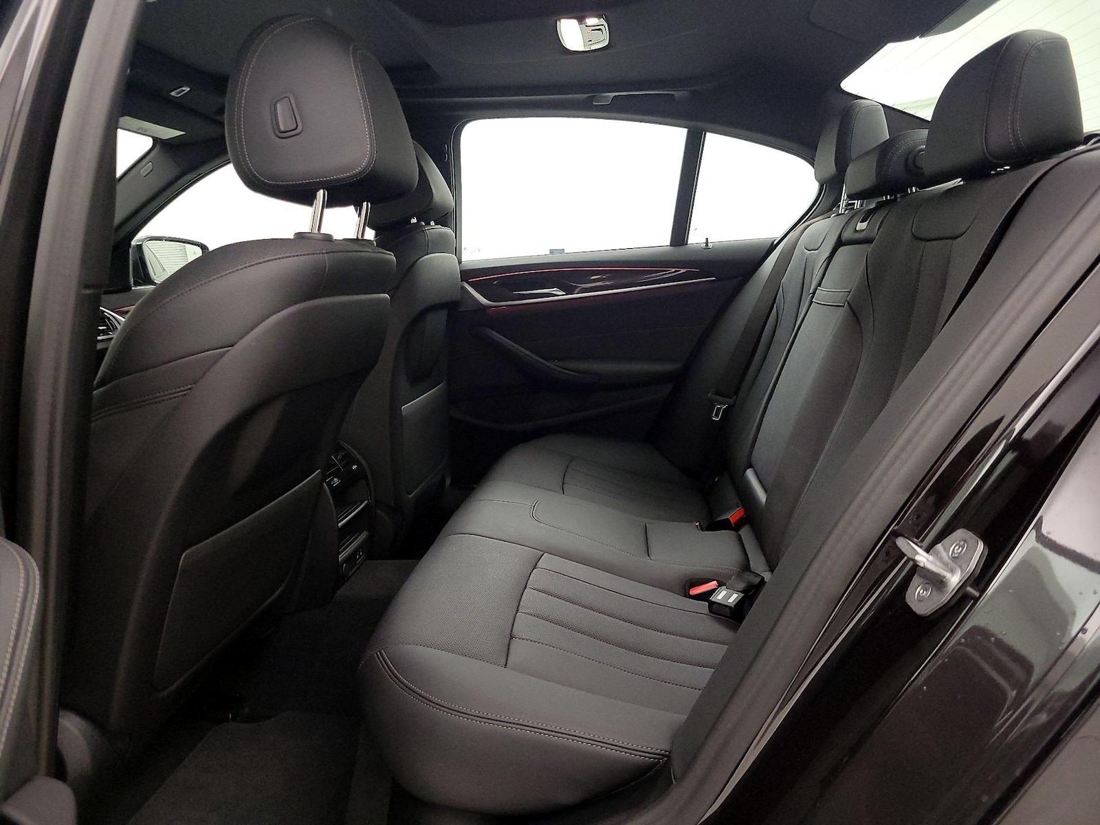 2023 BMW 5 Series 530i - Photo 22