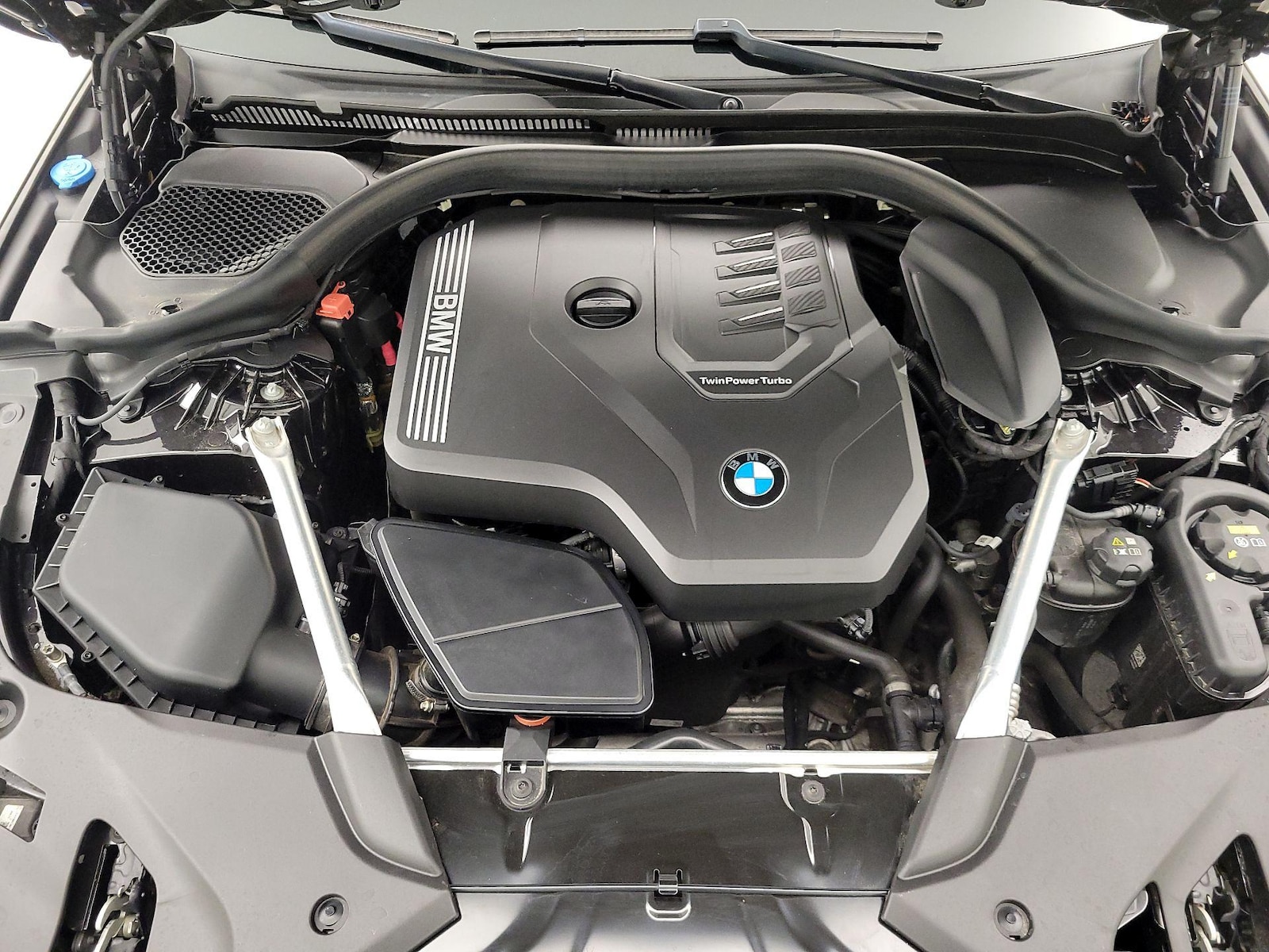 2023 BMW 5 Series 530i - Photo 24