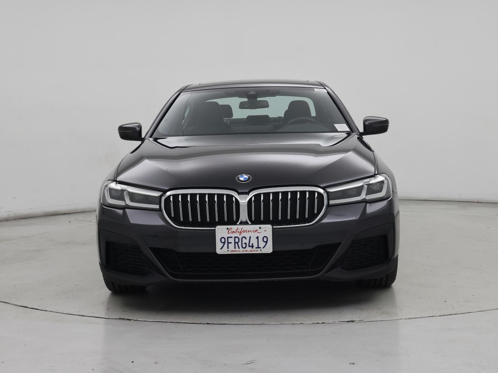 2023 BMW 5 Series 530i - Photo 6