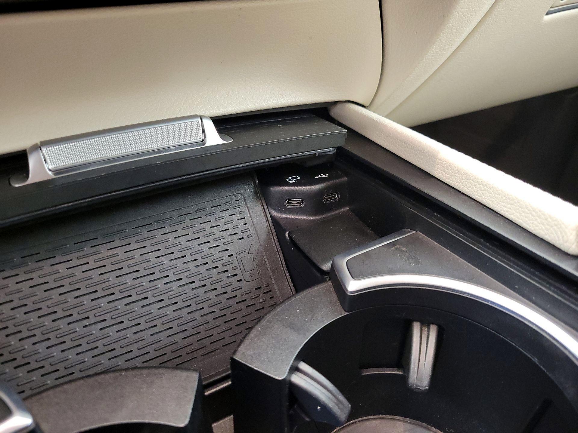 Thumbnail: 2021 Mercedes-Benz GLE - 19