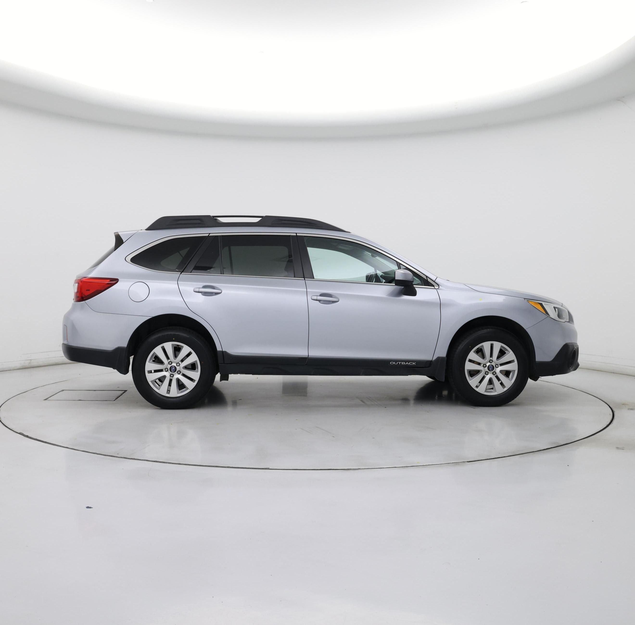 Thumbnail: 2015 Subaru Outback - 7