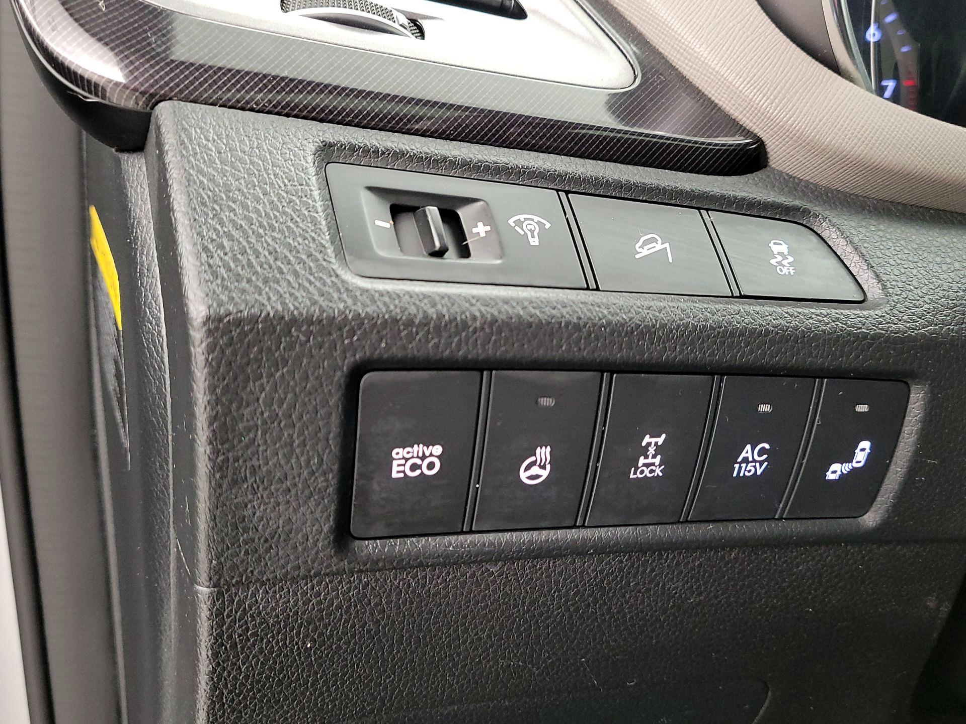 Thumbnail: 2014 Hyundai Santa Fe - 13
