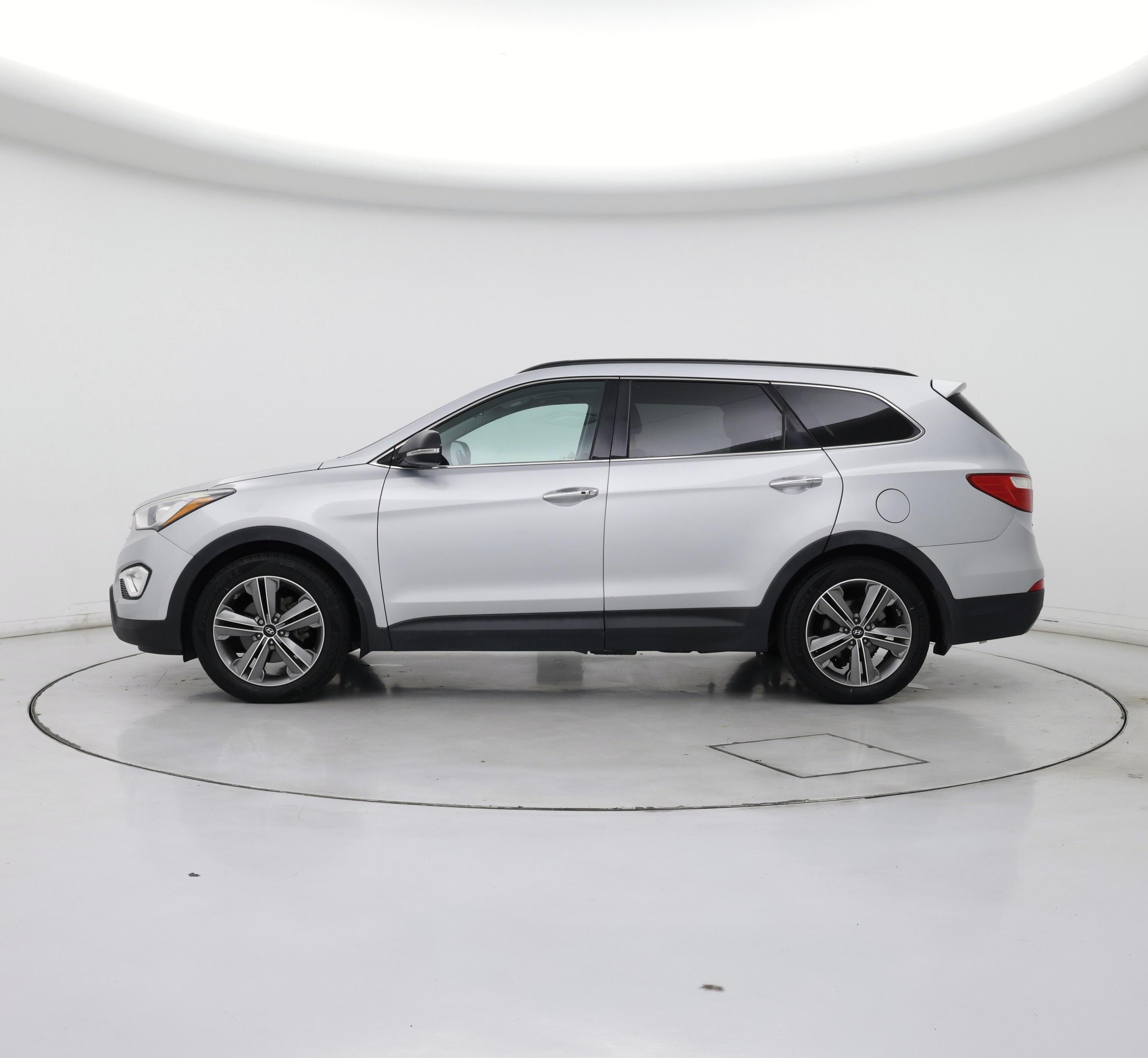 Thumbnail: 2014 Hyundai Santa Fe - 3