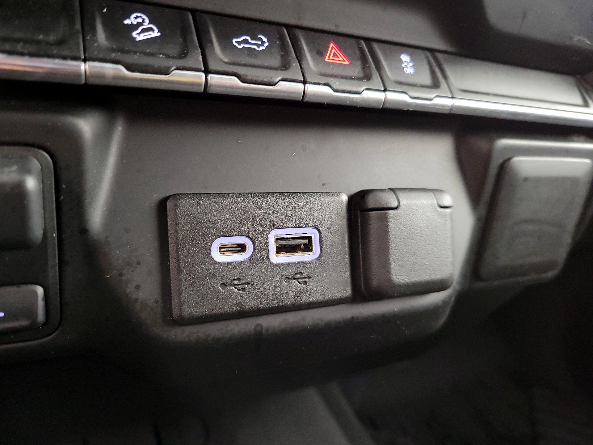 Thumbnail: 2021 Chevrolet Silverado 1500 - 18