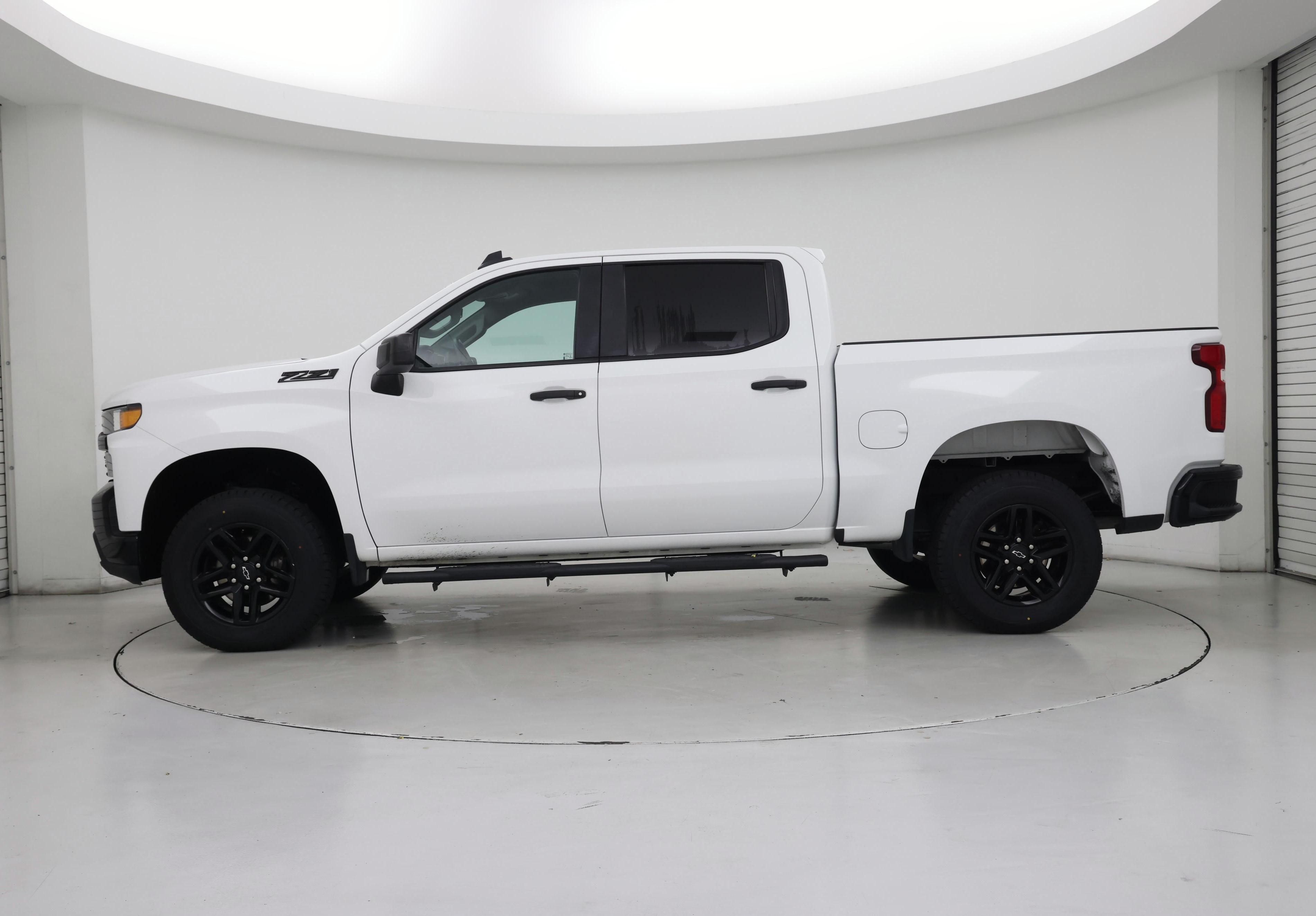 Thumbnail: 2021 Chevrolet Silverado 1500 - 3