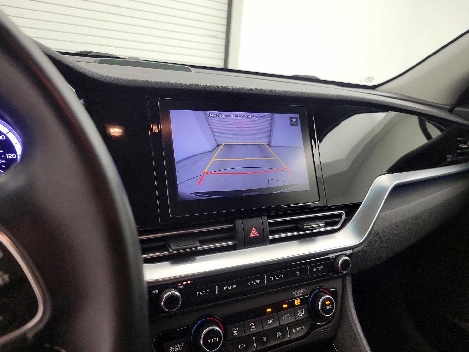 Thumbnail: 2022 Kia Niro - 14