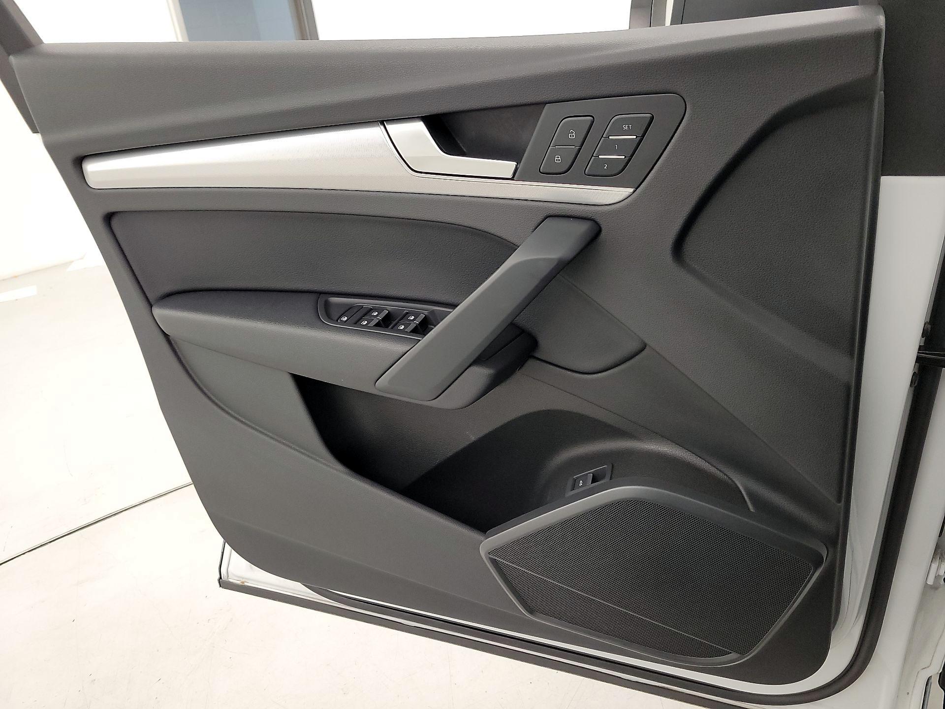 Thumbnail: 2018 Audi Q5 - 12