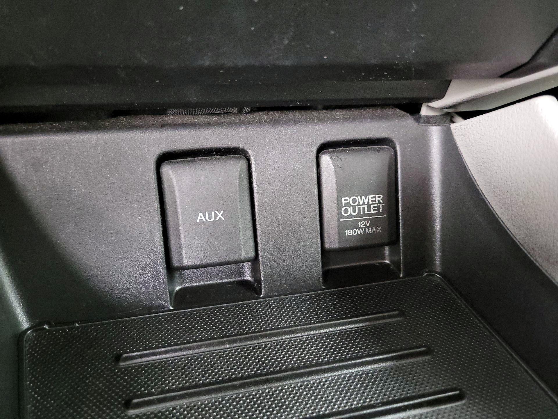 Thumbnail: 2014 Honda Civic - 18